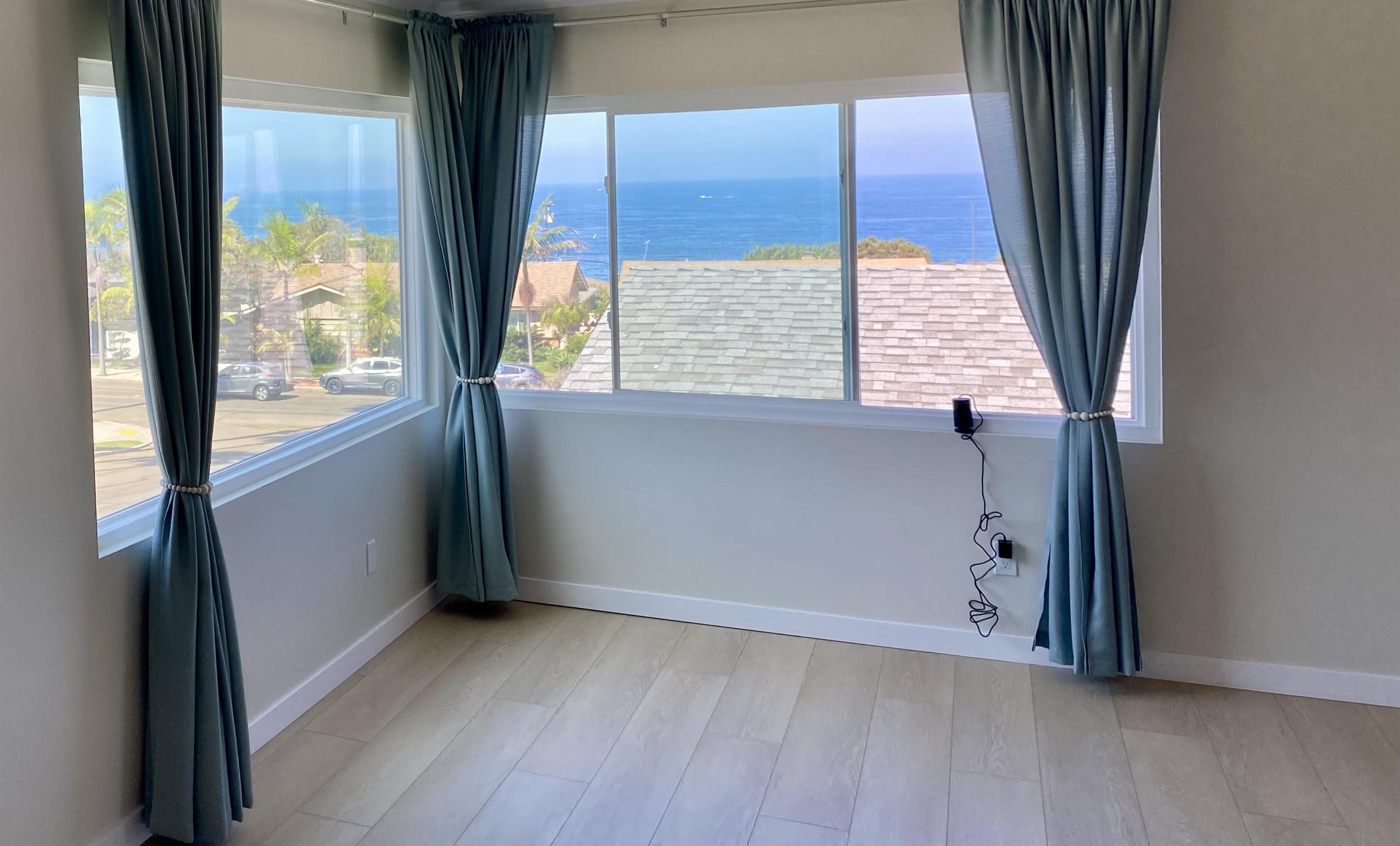 Detail Gallery Image 22 of 28 For 4462  Algeciras, San Diego,  CA 92107 - 3 Beds | 2 Baths