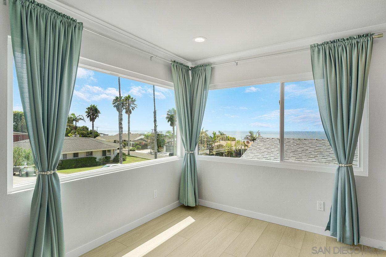 Detail Gallery Image 3 of 28 For 4462  Algeciras, San Diego,  CA 92107 - 3 Beds | 2 Baths