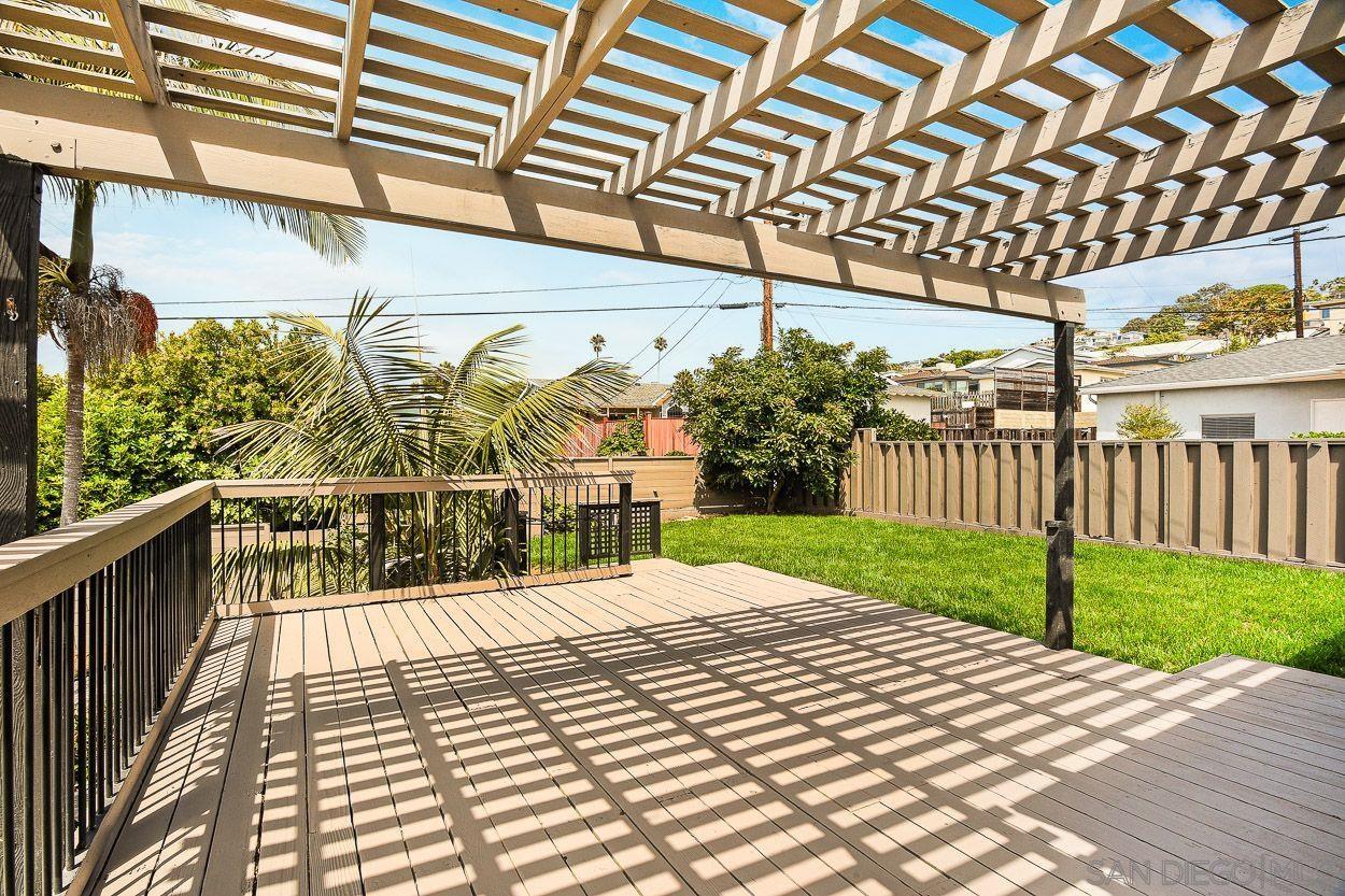 Detail Gallery Image 9 of 28 For 4462  Algeciras, San Diego,  CA 92107 - 3 Beds | 2 Baths