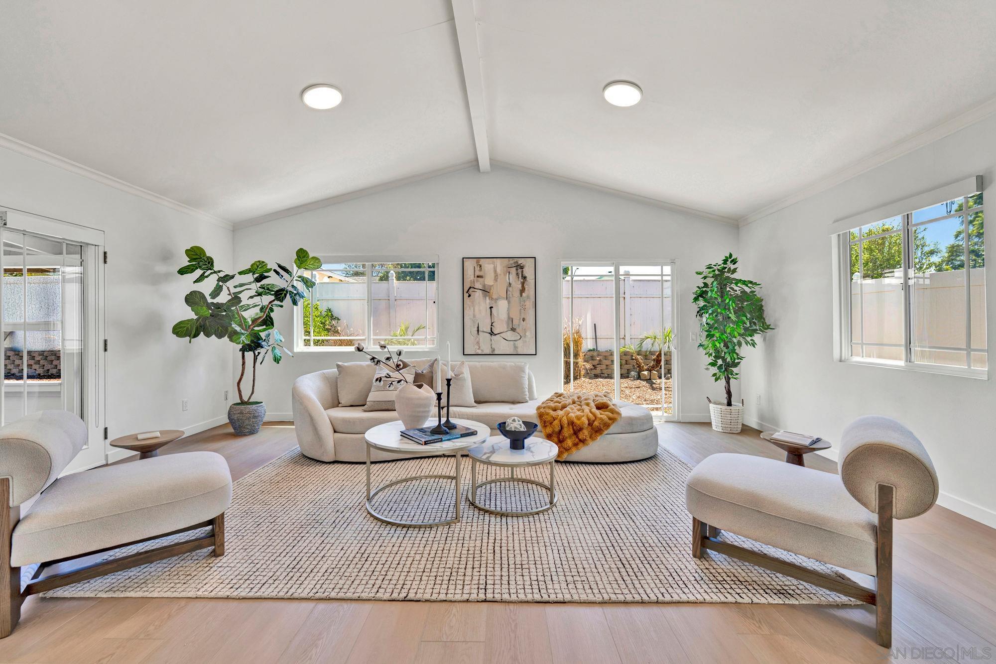 Front Image Thumbnail for SD250037760