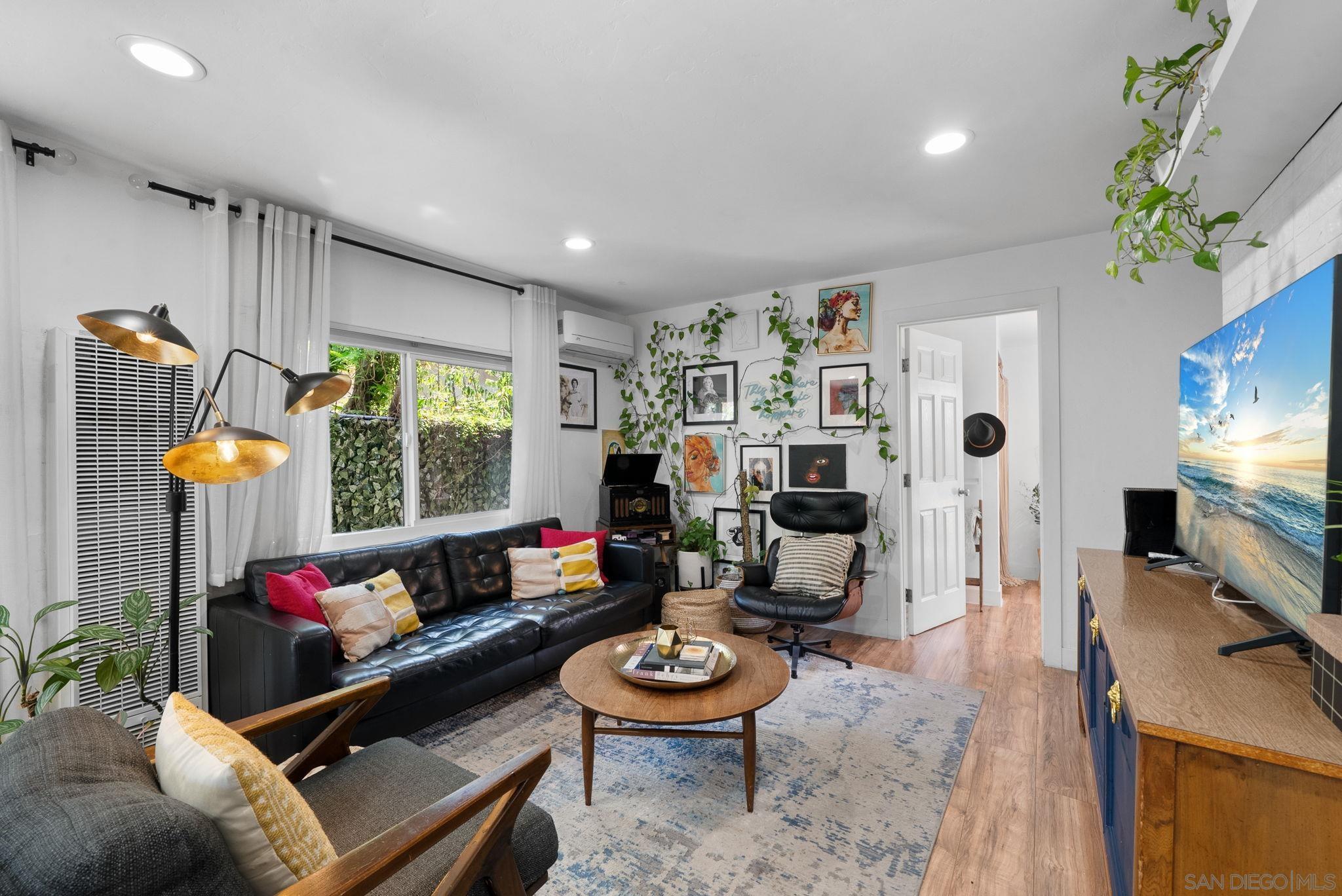 Detail Gallery Image 6 of 29 For 4029 Delta  St, San Diego,  CA 92113 - 3 Beds | 2 Baths