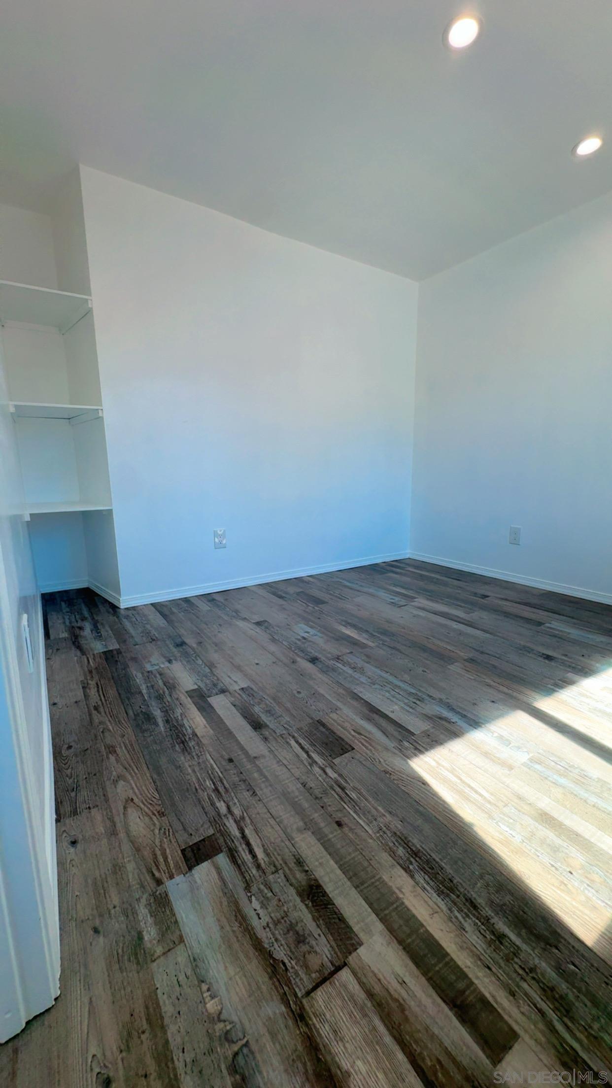 Detail Gallery Image 11 of 44 For 10707  Jamacha Blvd Spc 191  #SPC #191,  Spring Valley,  CA 91978 - 3 Beds | 2 Baths