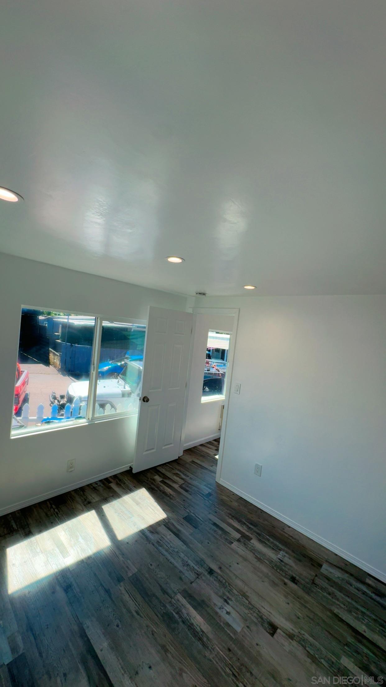 Detail Gallery Image 13 of 44 For 10707  Jamacha Blvd Spc 191  #SPC #191,  Spring Valley,  CA 91978 - 3 Beds | 2 Baths