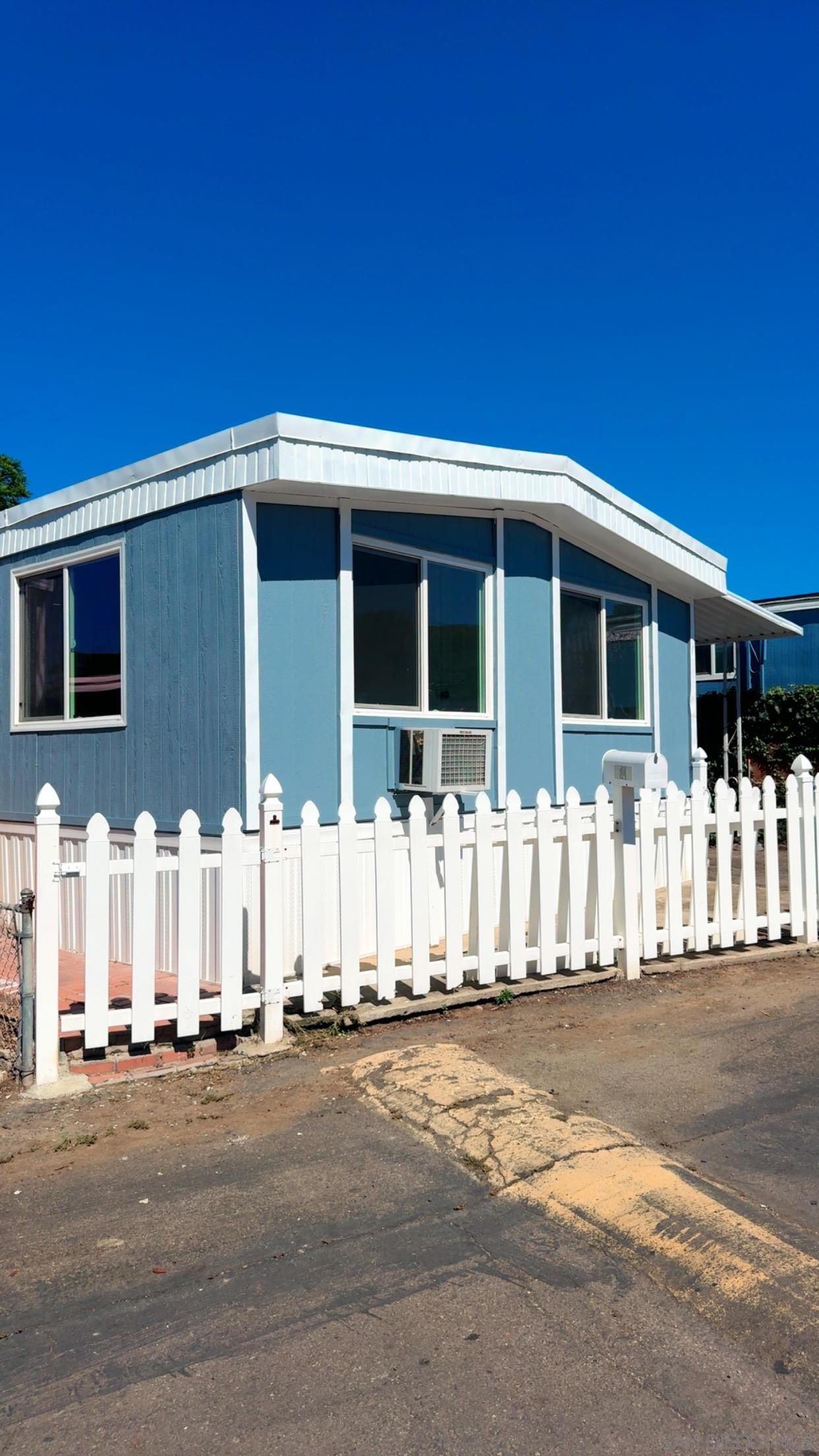 Detail Gallery Image 27 of 44 For 10707  Jamacha Blvd Spc 191  #SPC #191,  Spring Valley,  CA 91978 - 3 Beds | 2 Baths