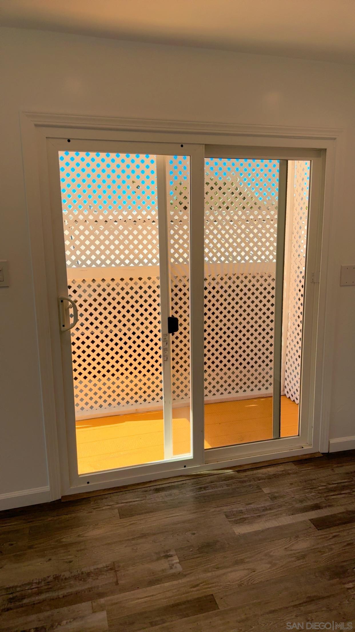 Detail Gallery Image 8 of 44 For 10707  Jamacha Blvd Spc 191  #SPC #191,  Spring Valley,  CA 91978 - 3 Beds | 2 Baths