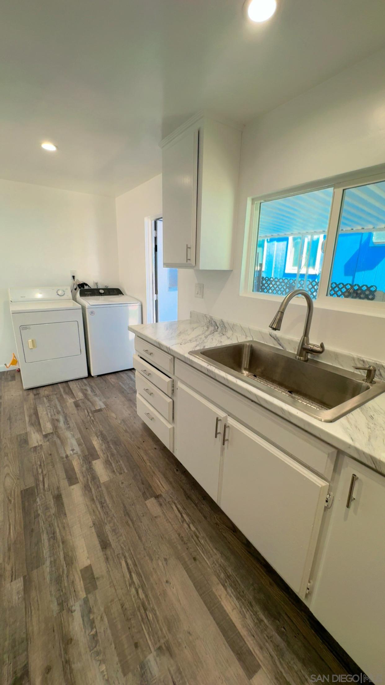 Detail Gallery Image 9 of 44 For 10707  Jamacha Blvd Spc 191  #SPC #191,  Spring Valley,  CA 91978 - 3 Beds | 2 Baths