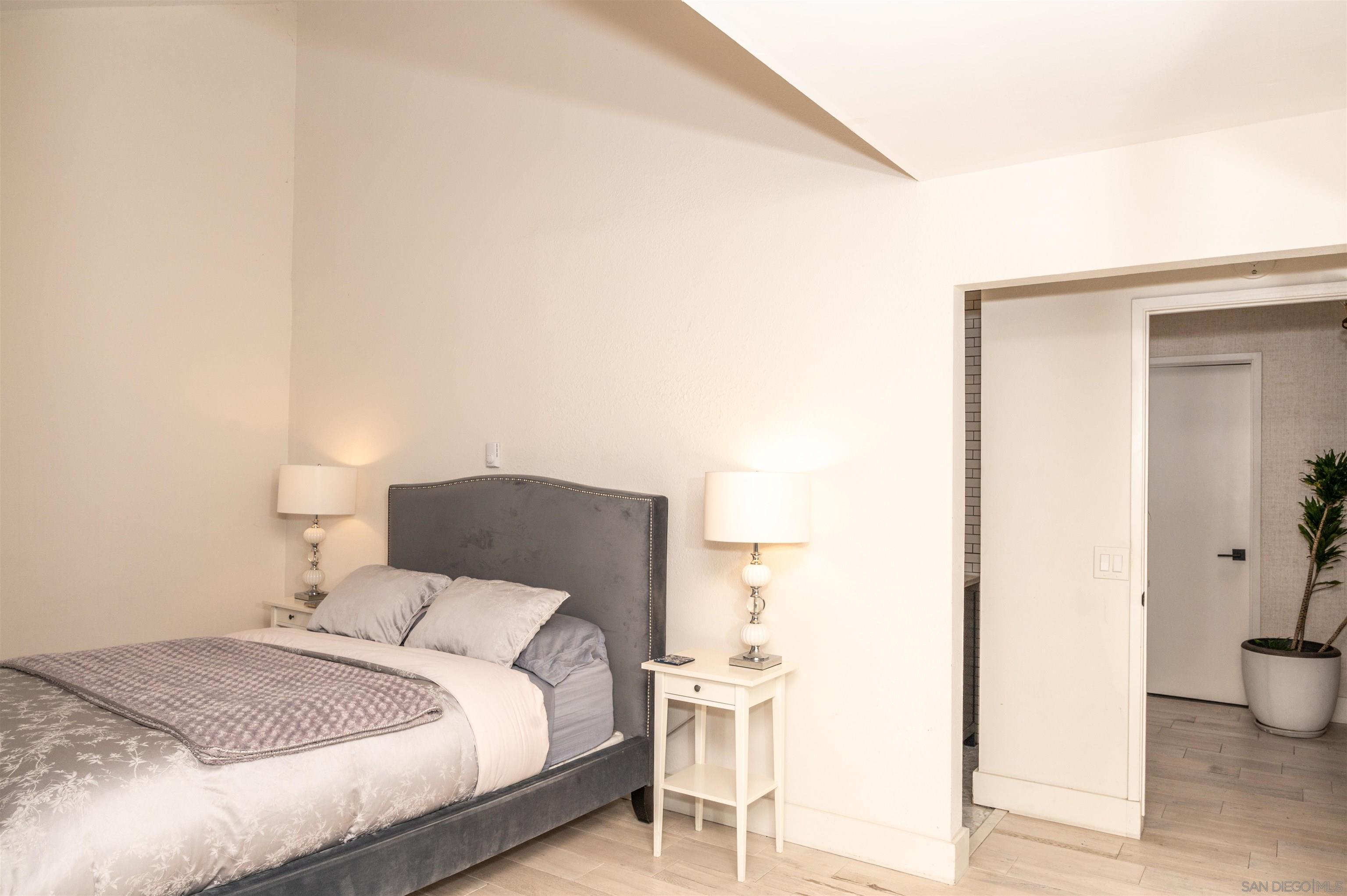 Detail Gallery Image 19 of 39 For 1275  River Vista Row  139, San Diego,  CA 92111 - 2 Beds | 2 Baths