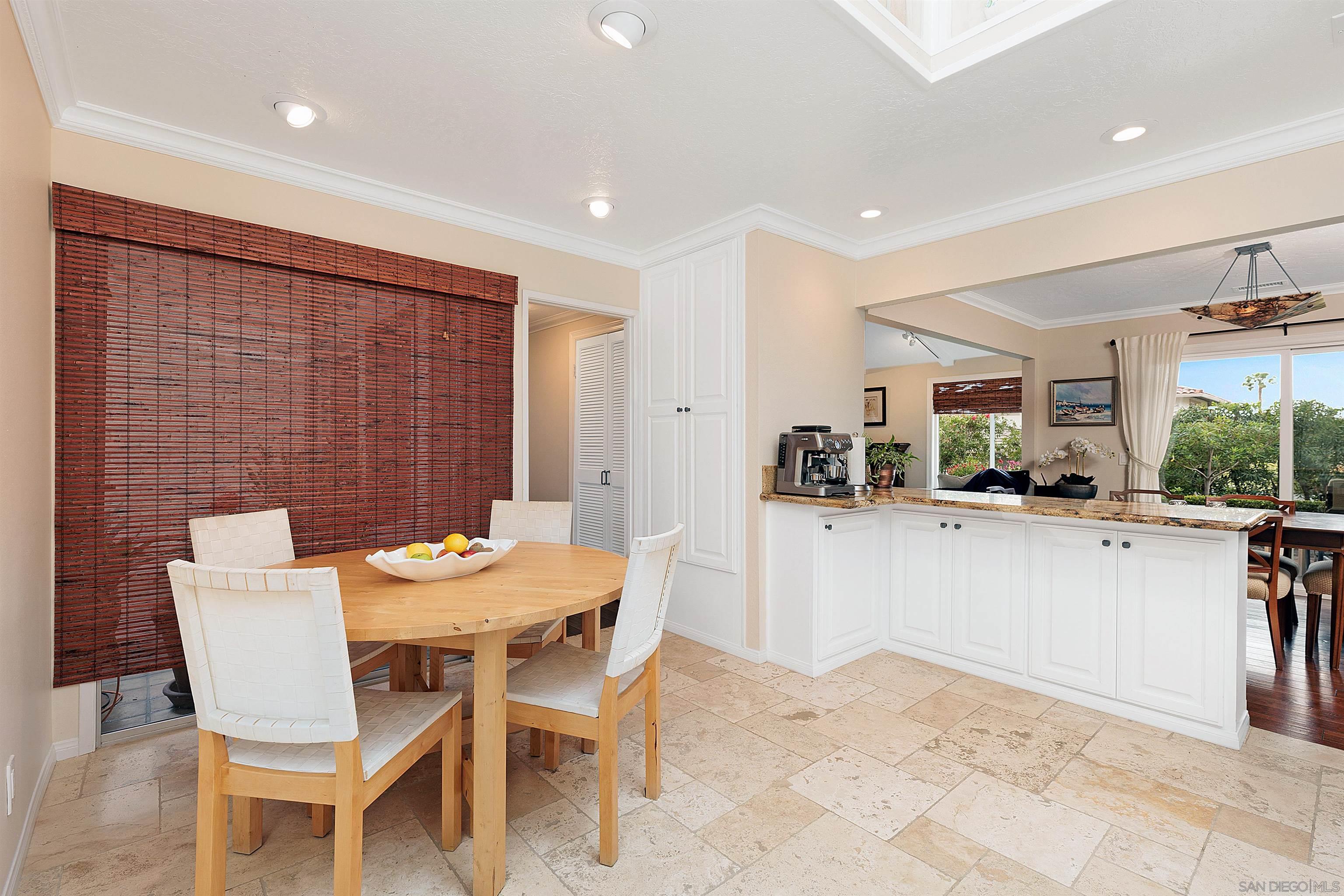 Detail Gallery Image 20 of 33 For , Solana Beach,  CA 92075 - 2 Beds | 2 Baths