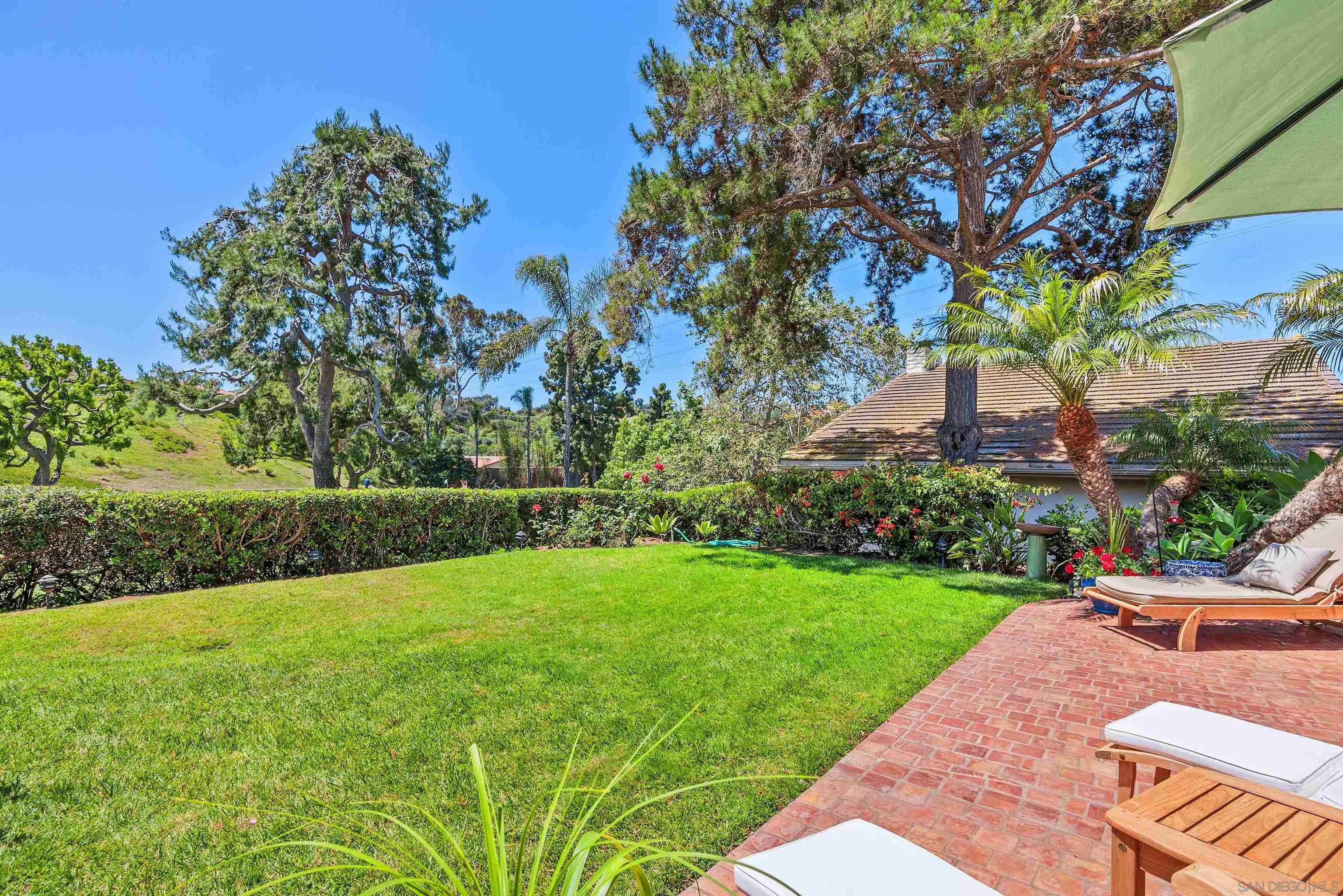 Detail Gallery Image 5 of 33 For , Solana Beach,  CA 92075 - 2 Beds | 2 Baths