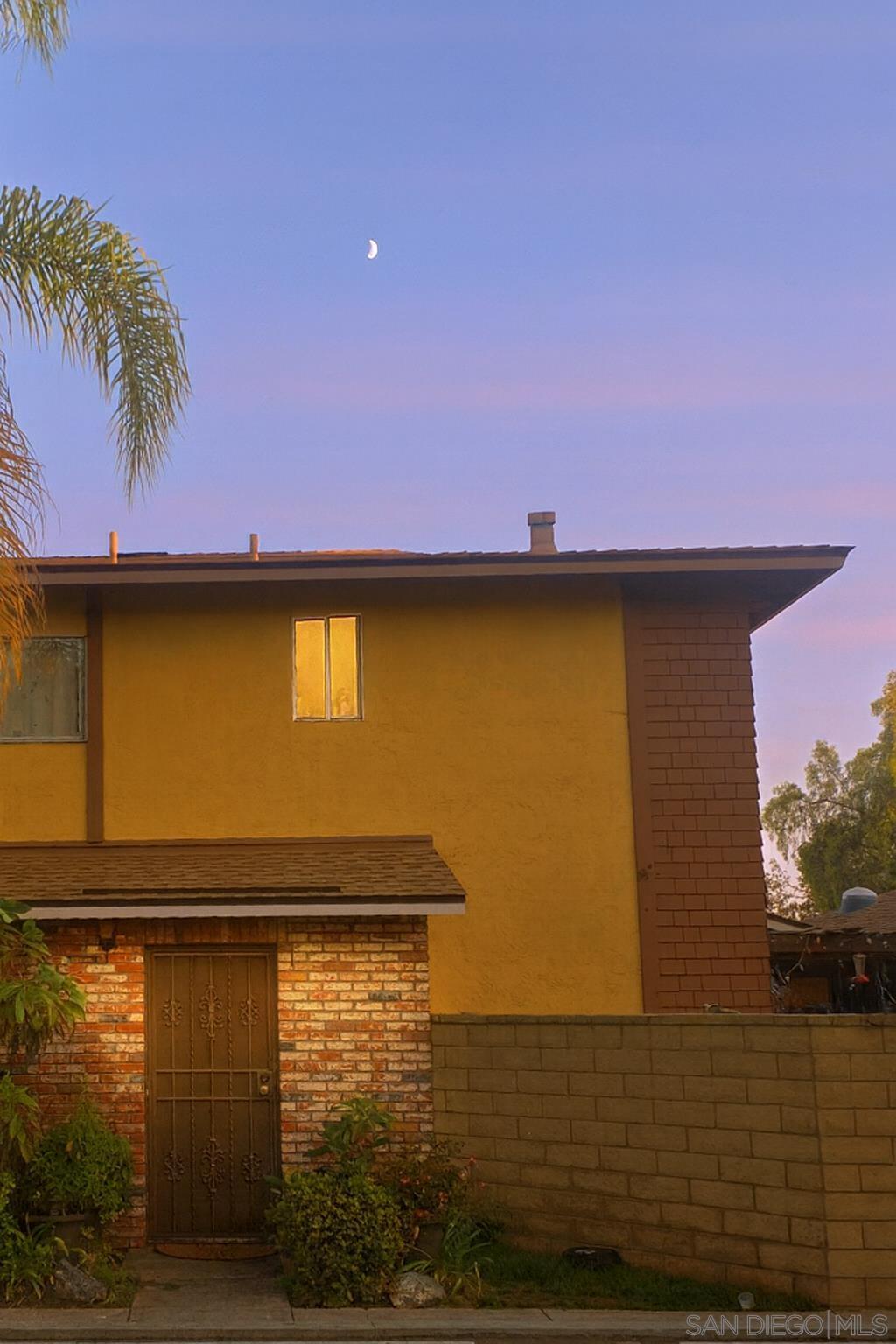 Front Image Thumbnail for SD250037886