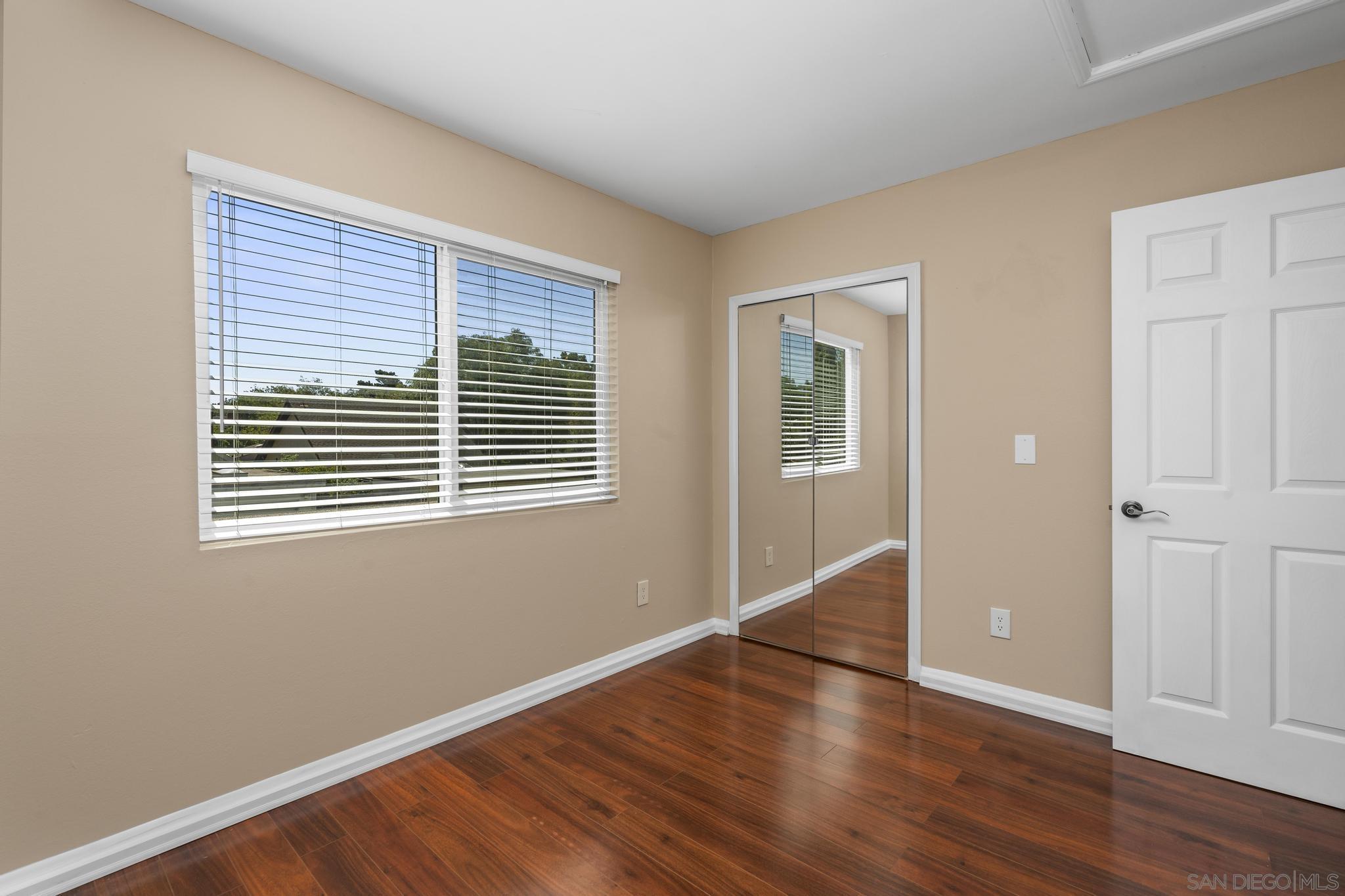 Detail Gallery Image 11 of 28 For 10748  Escobar Dr, San Diego,  CA 92124 - 4 Beds | 2/1 Baths