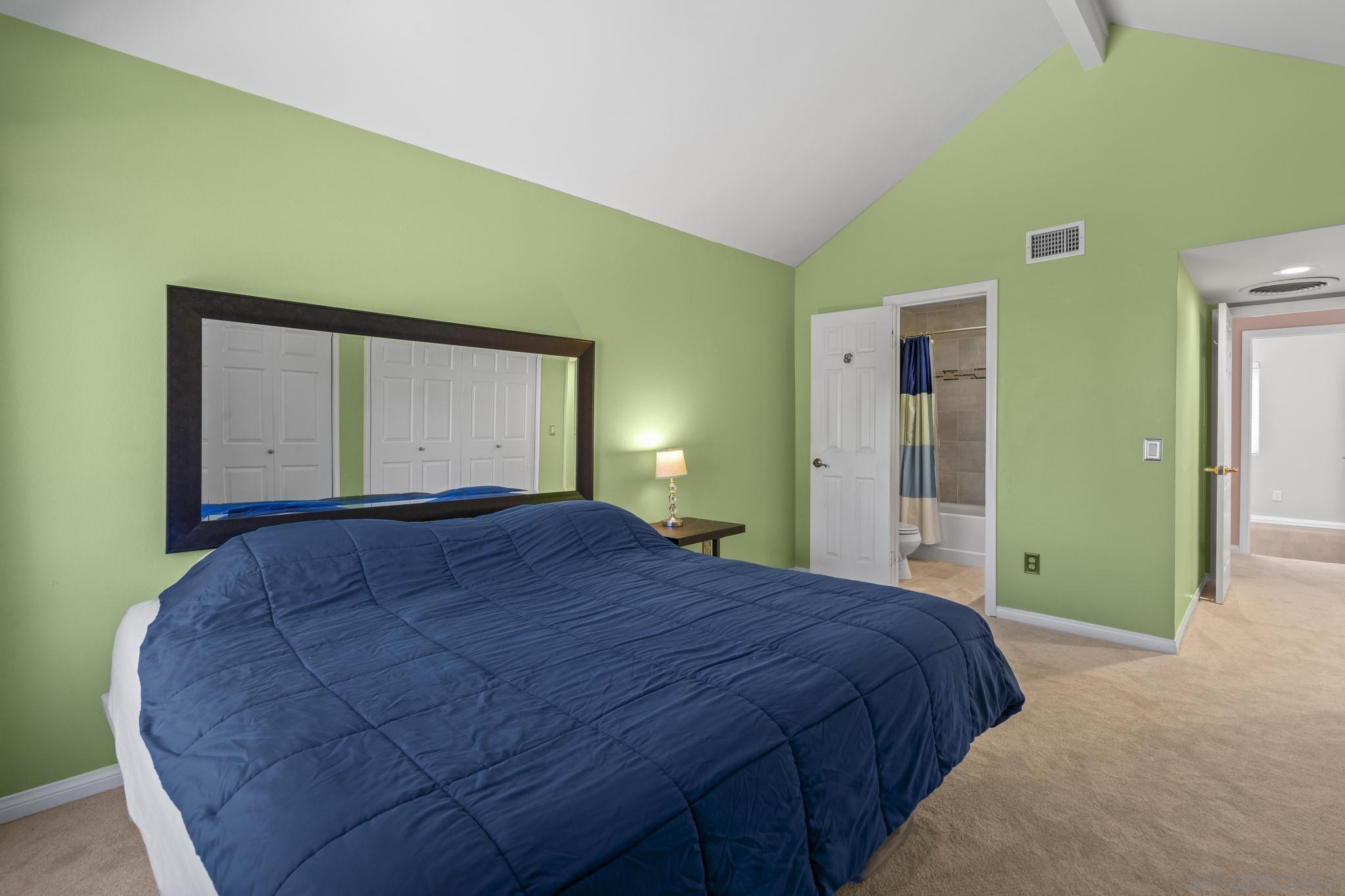 Detail Gallery Image 13 of 28 For 10748  Escobar Dr, San Diego,  CA 92124 - 4 Beds | 2/1 Baths