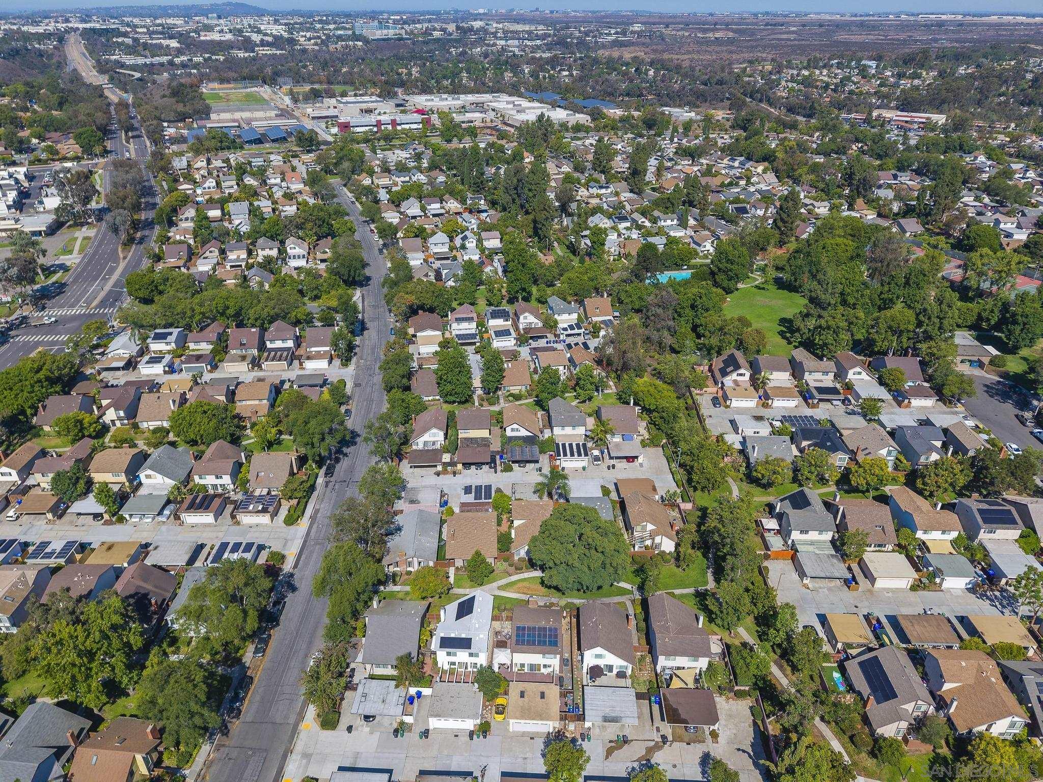 Detail Gallery Image 20 of 28 For 10748  Escobar Dr, San Diego,  CA 92124 - 4 Beds | 2/1 Baths