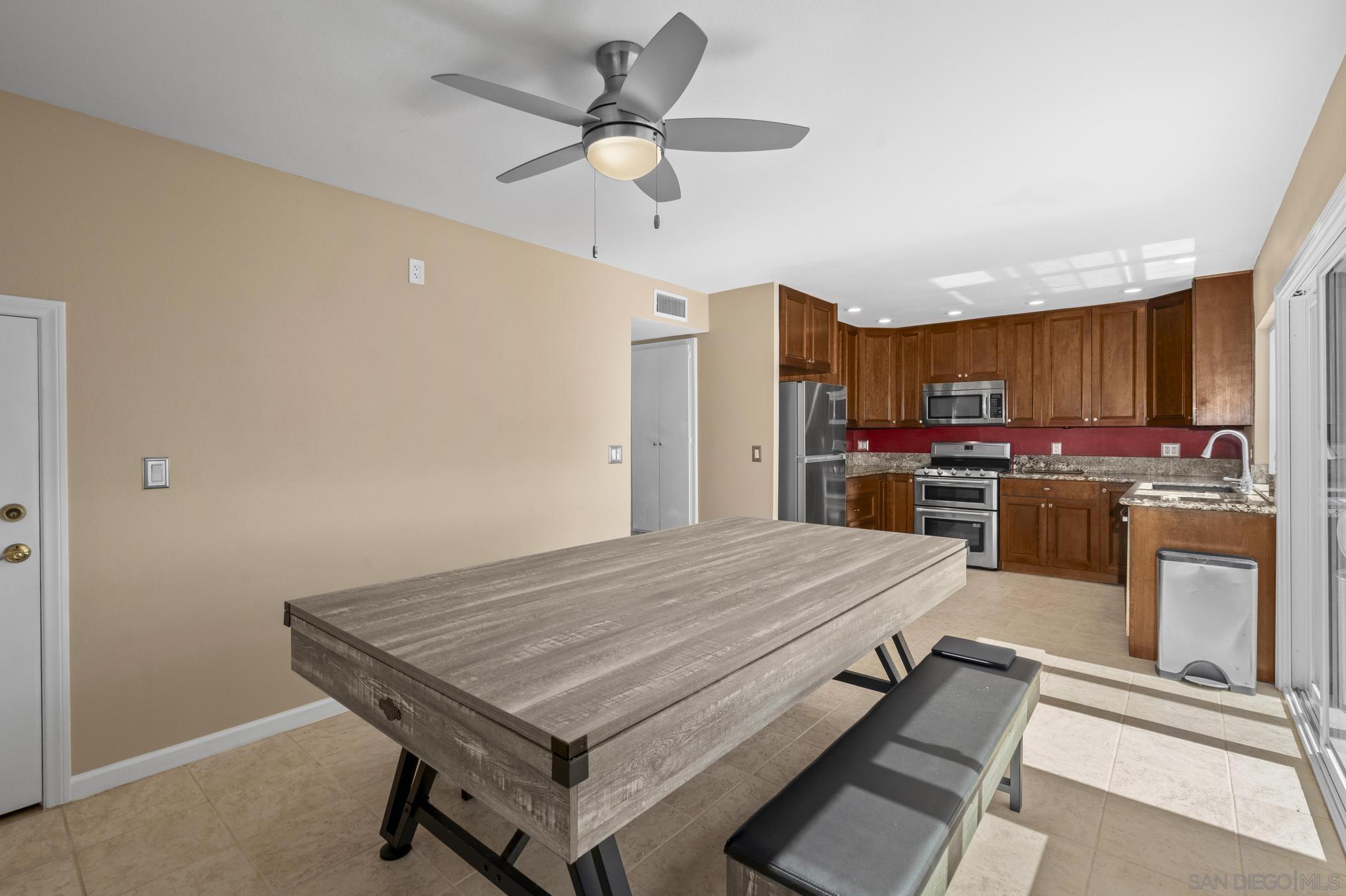 Detail Gallery Image 6 of 28 For 10748  Escobar Dr, San Diego,  CA 92124 - 4 Beds | 2/1 Baths