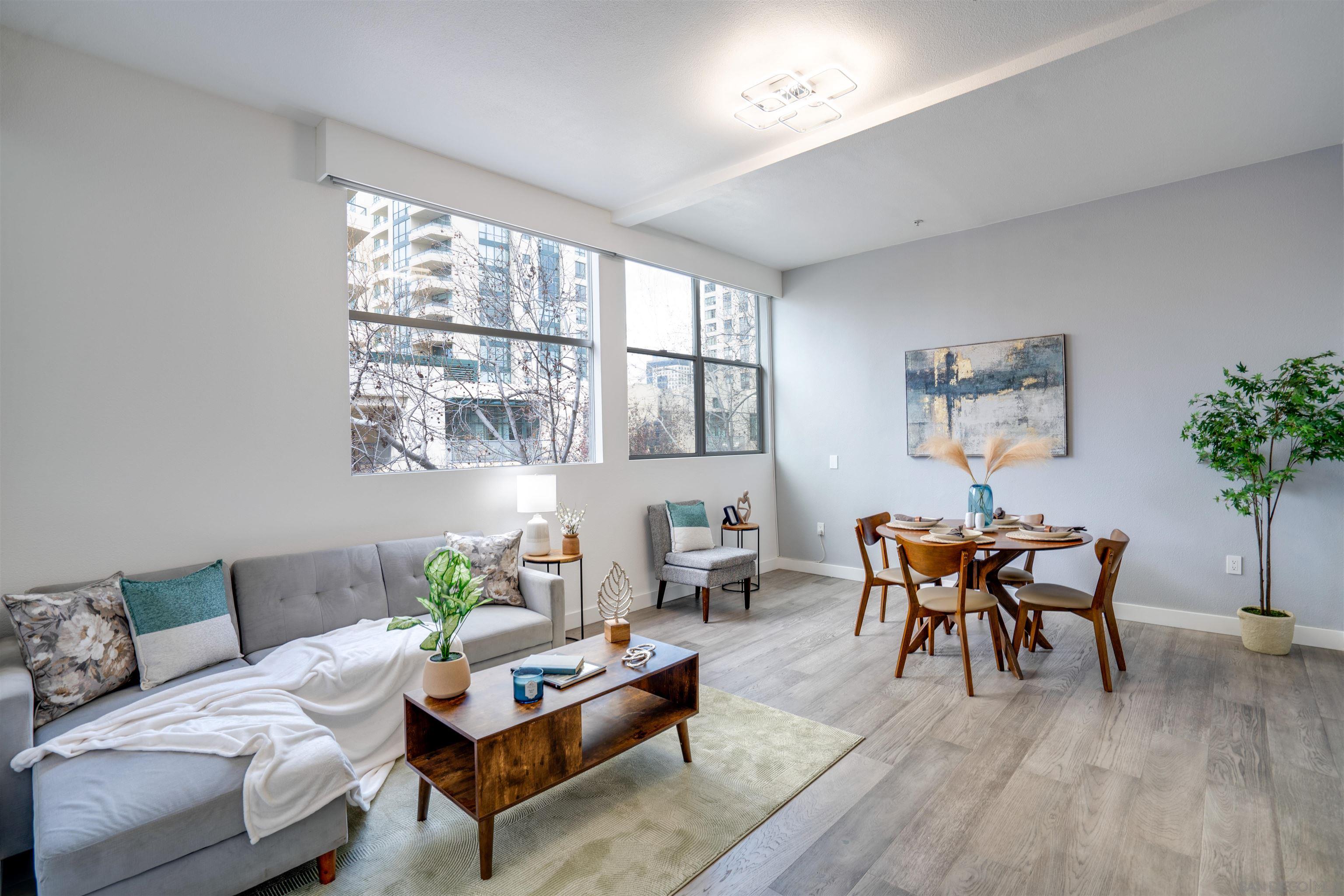 Front Image Thumbnail for SD250037922