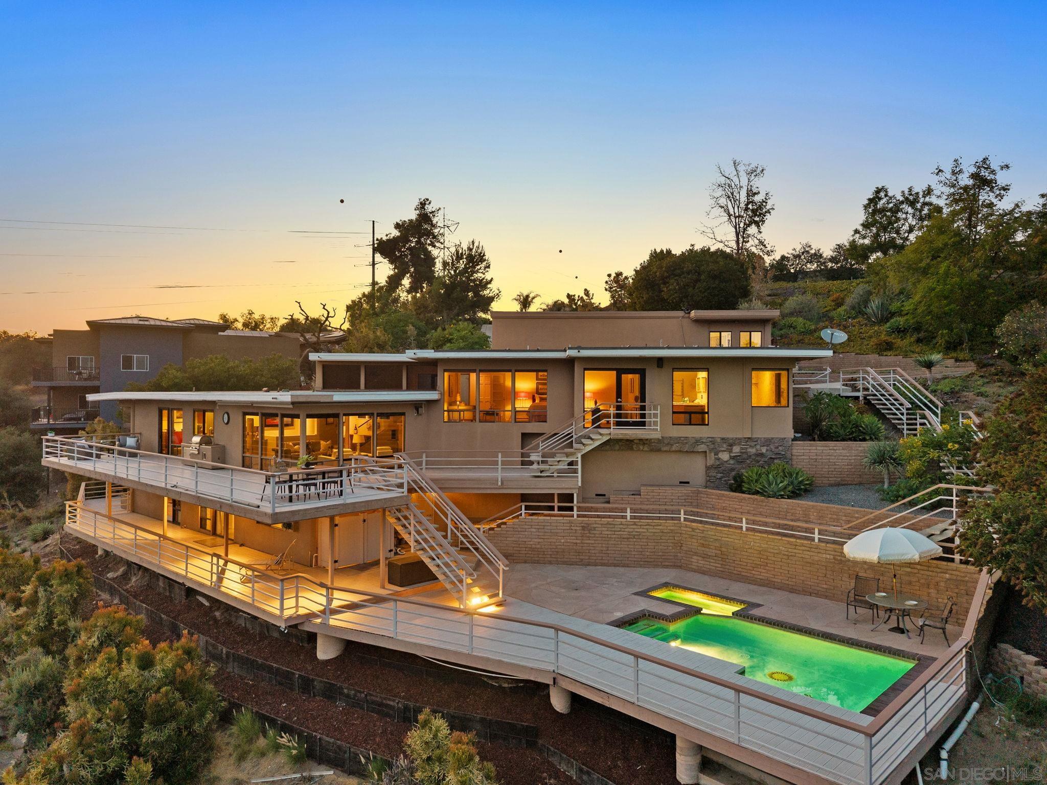 Front Image Thumbnail for SD250037925