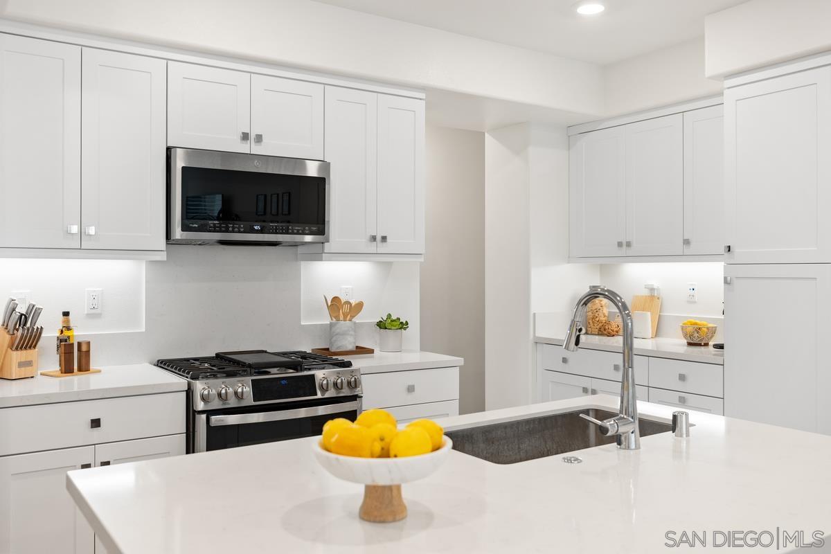 Detail Gallery Image 3 of 38 For 1400  Lasso Way  #203,  Ladera Ranch,  CA 92694 - 2 Beds | 2 Baths