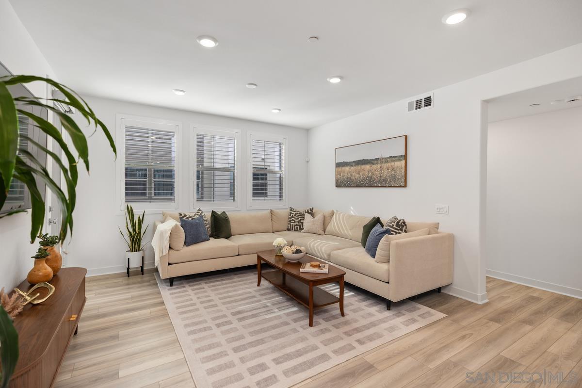 Detail Gallery Image 8 of 38 For 1400  Lasso Way  #203,  Ladera Ranch,  CA 92694 - 2 Beds | 2 Baths