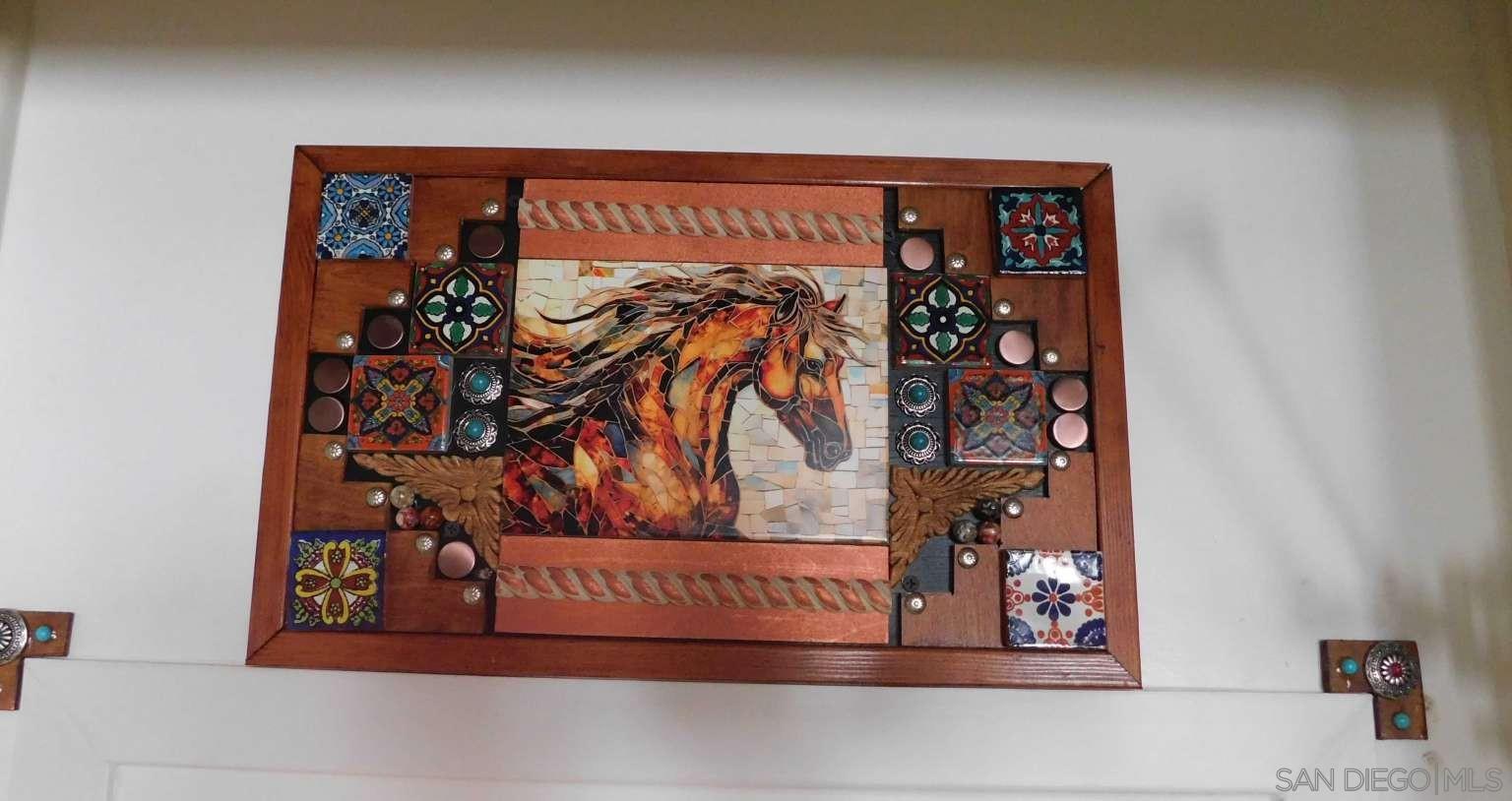 Detail Gallery Image 8 of 15 For 245 W Bobier Dr  Spc 64,  Vista,  CA 92083 - 6 Beds | 2 Baths