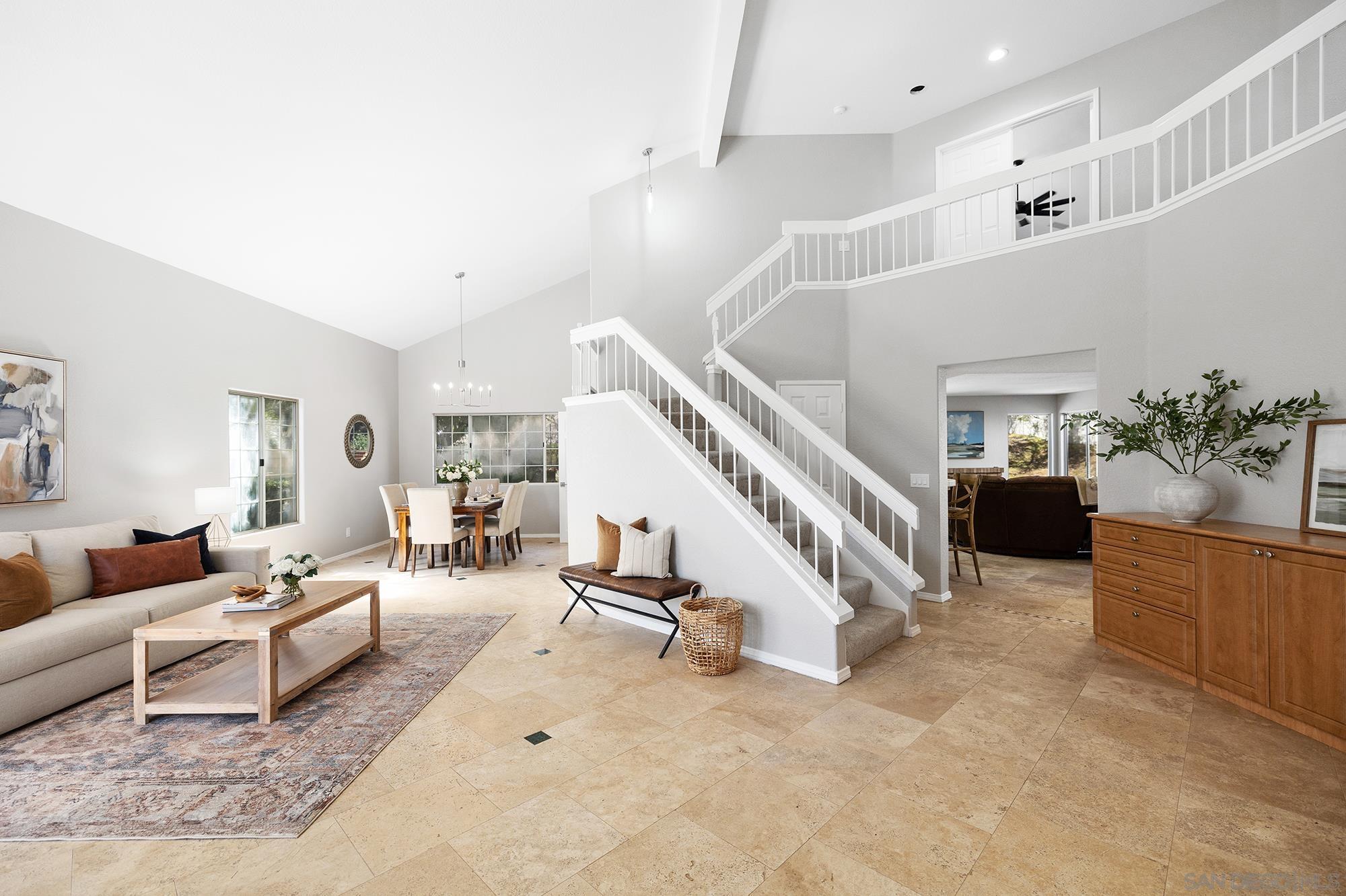 Front Image Thumbnail for SD250037969