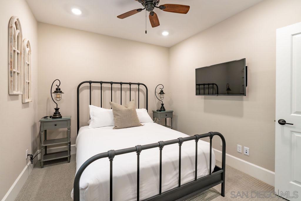 Detail Gallery Image 19 of 38 For 824  Jersey Ct, San Diego,  CA 92109 - 3 Beds | 2 Baths