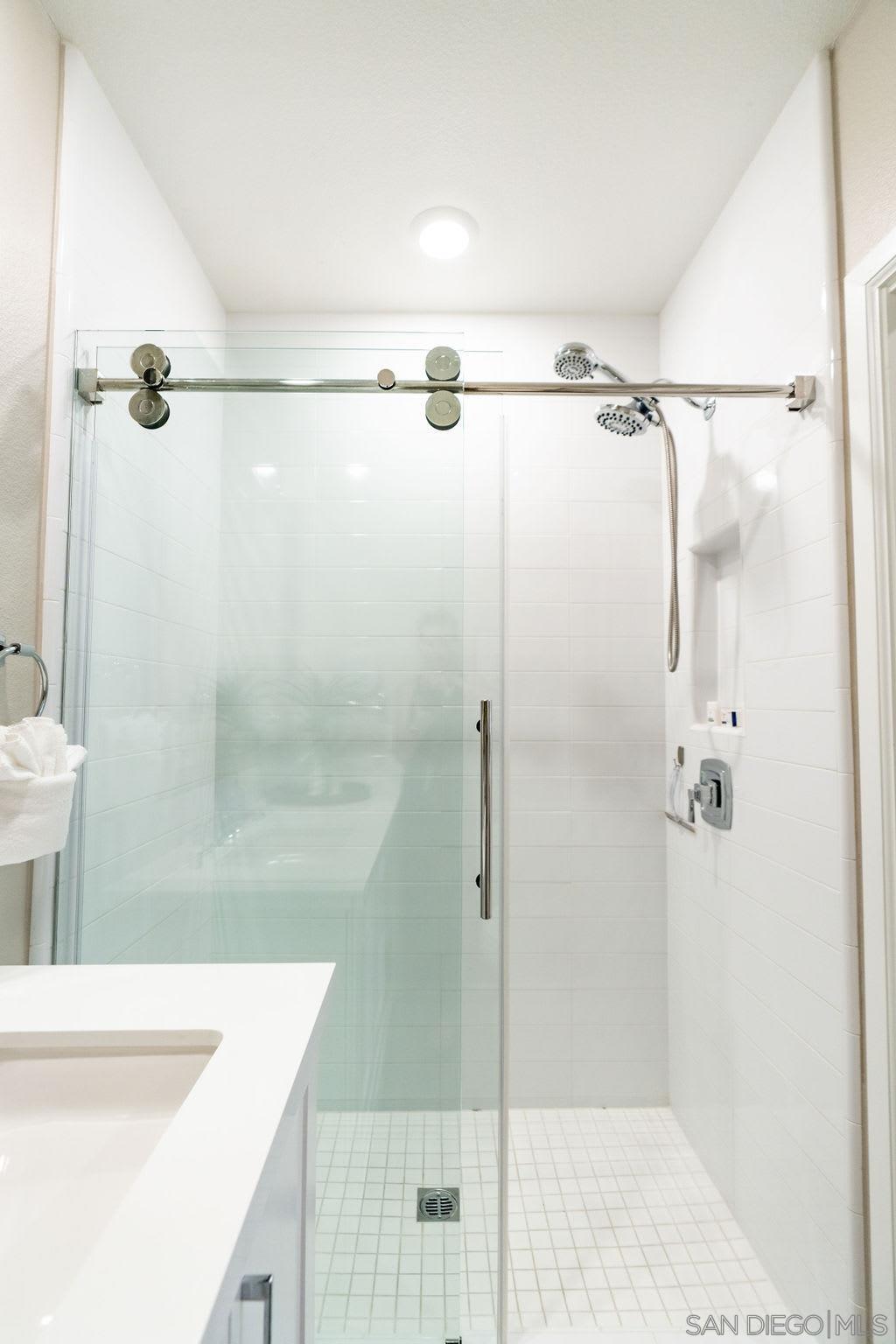 Detail Gallery Image 22 of 38 For 824  Jersey Ct, San Diego,  CA 92109 - 3 Beds | 2 Baths