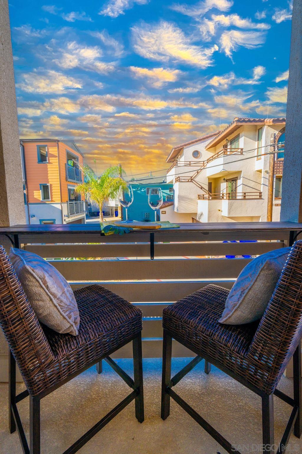 Detail Gallery Image 37 of 38 For 824  Jersey Ct, San Diego,  CA 92109 - 3 Beds | 2 Baths