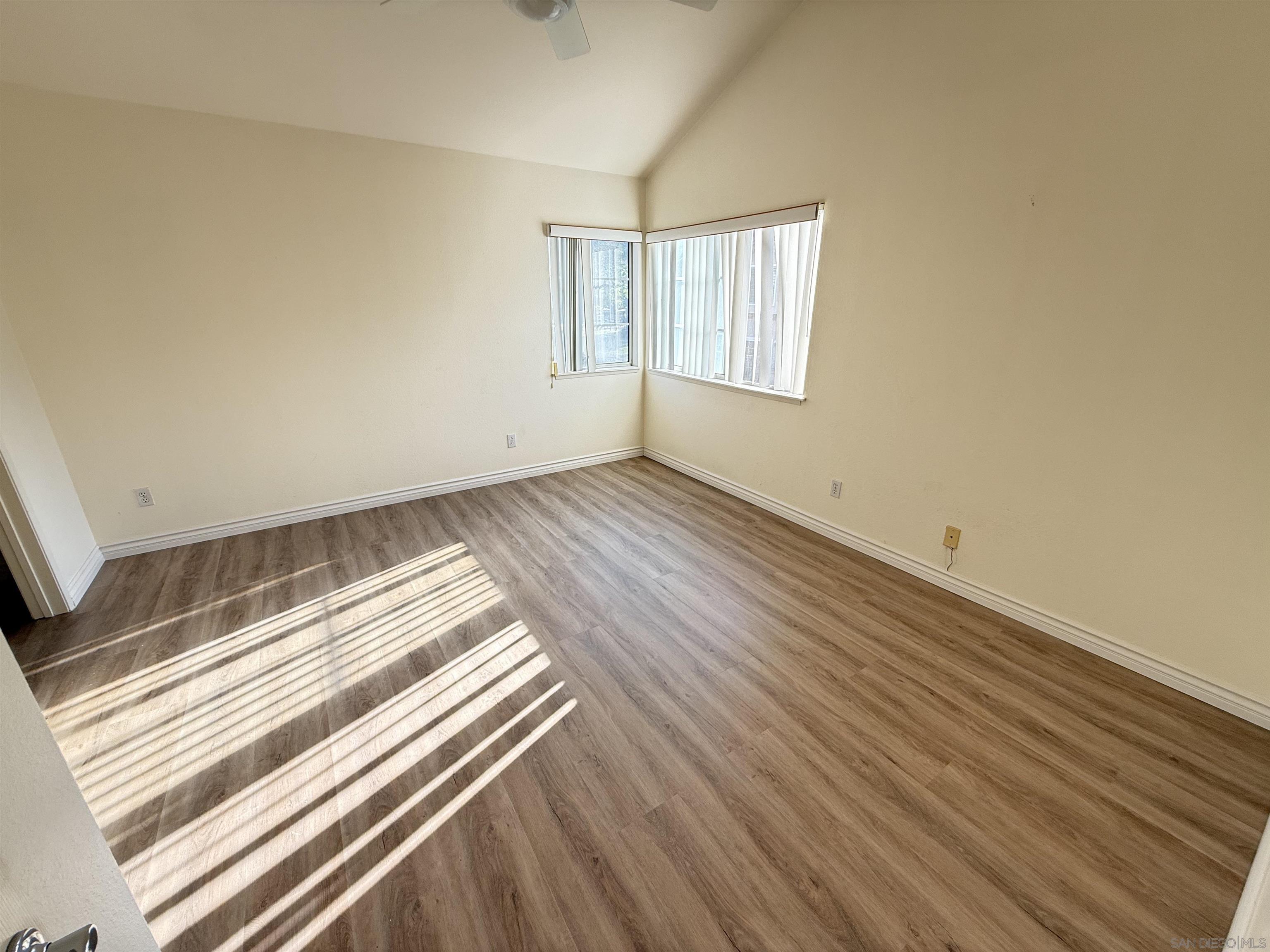 Detail Gallery Image 13 of 23 For 12503  El Camino Real  a, San Diego,  CA 92130 - 3 Beds | 2/1 Baths