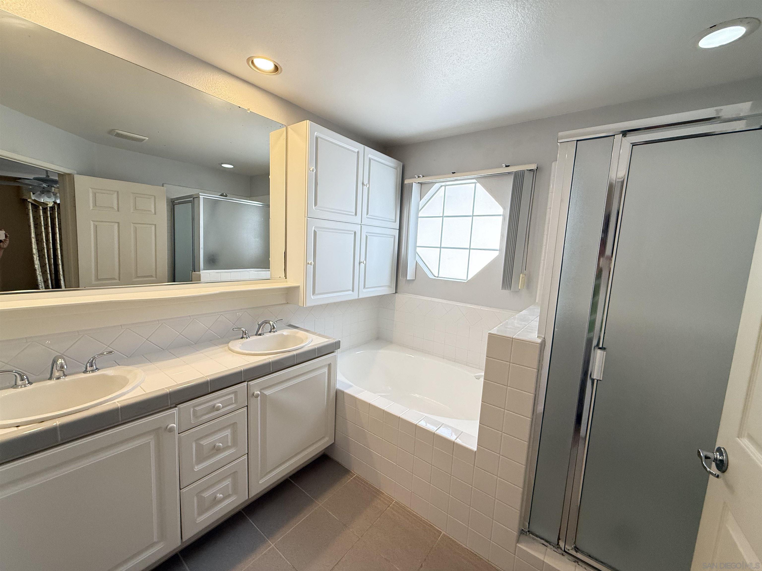 Detail Gallery Image 10 of 23 For 12503  El Camino Real  a, San Diego,  CA 92130 - 3 Beds | 2/1 Baths
