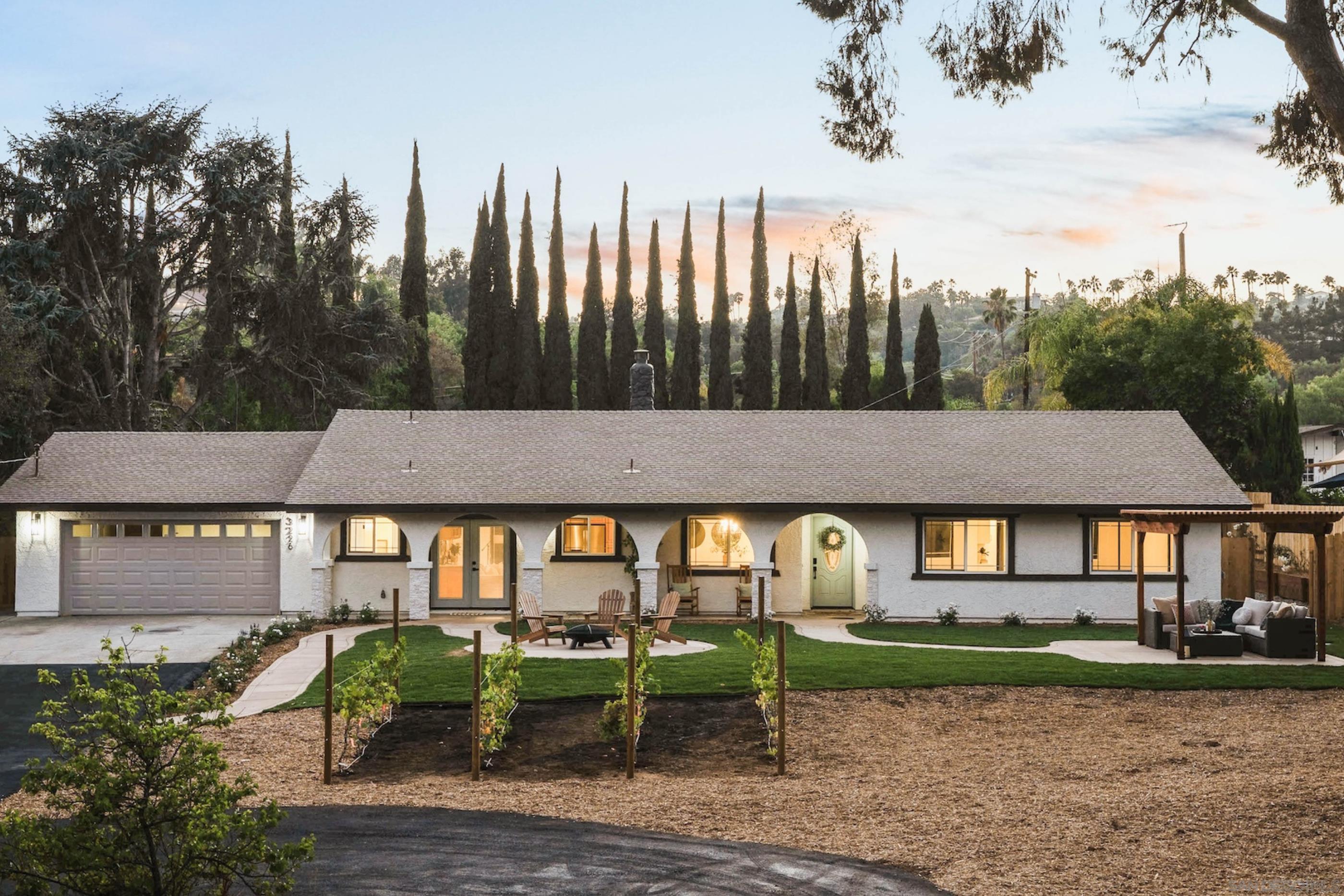 Front Image Thumbnail for SD250038009