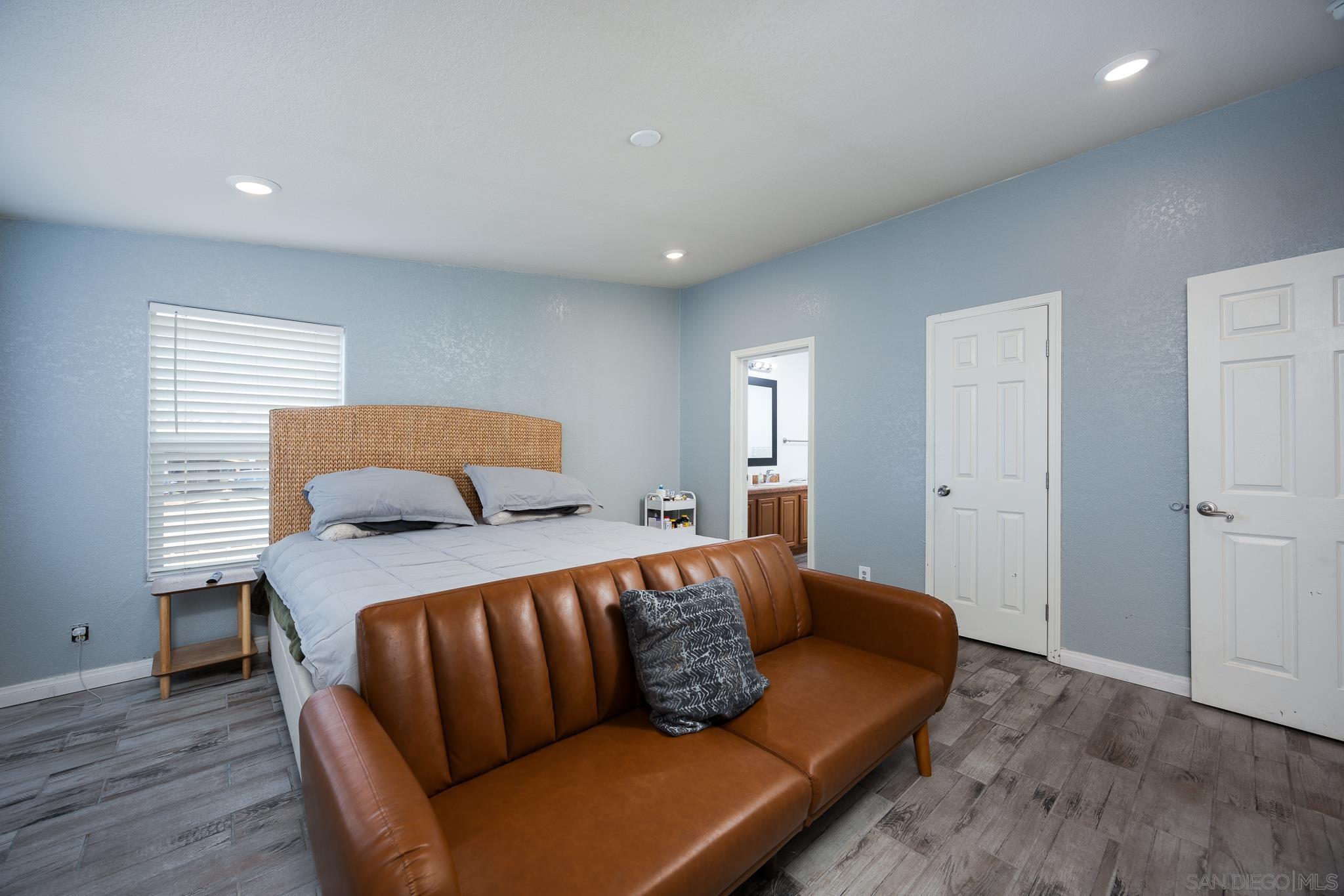 Detail Gallery Image 15 of 32 For 10767  Jamacha Blvd  Spc 44, Spring Valley,  CA 91978 - 4 Beds | 2 Baths