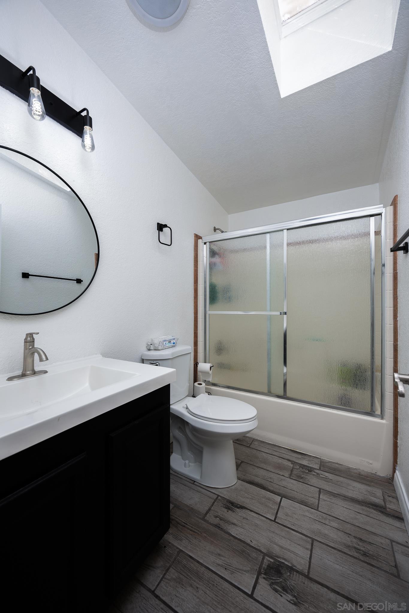 Detail Gallery Image 25 of 32 For 10767  Jamacha Blvd  Spc 44, Spring Valley,  CA 91978 - 4 Beds | 2 Baths