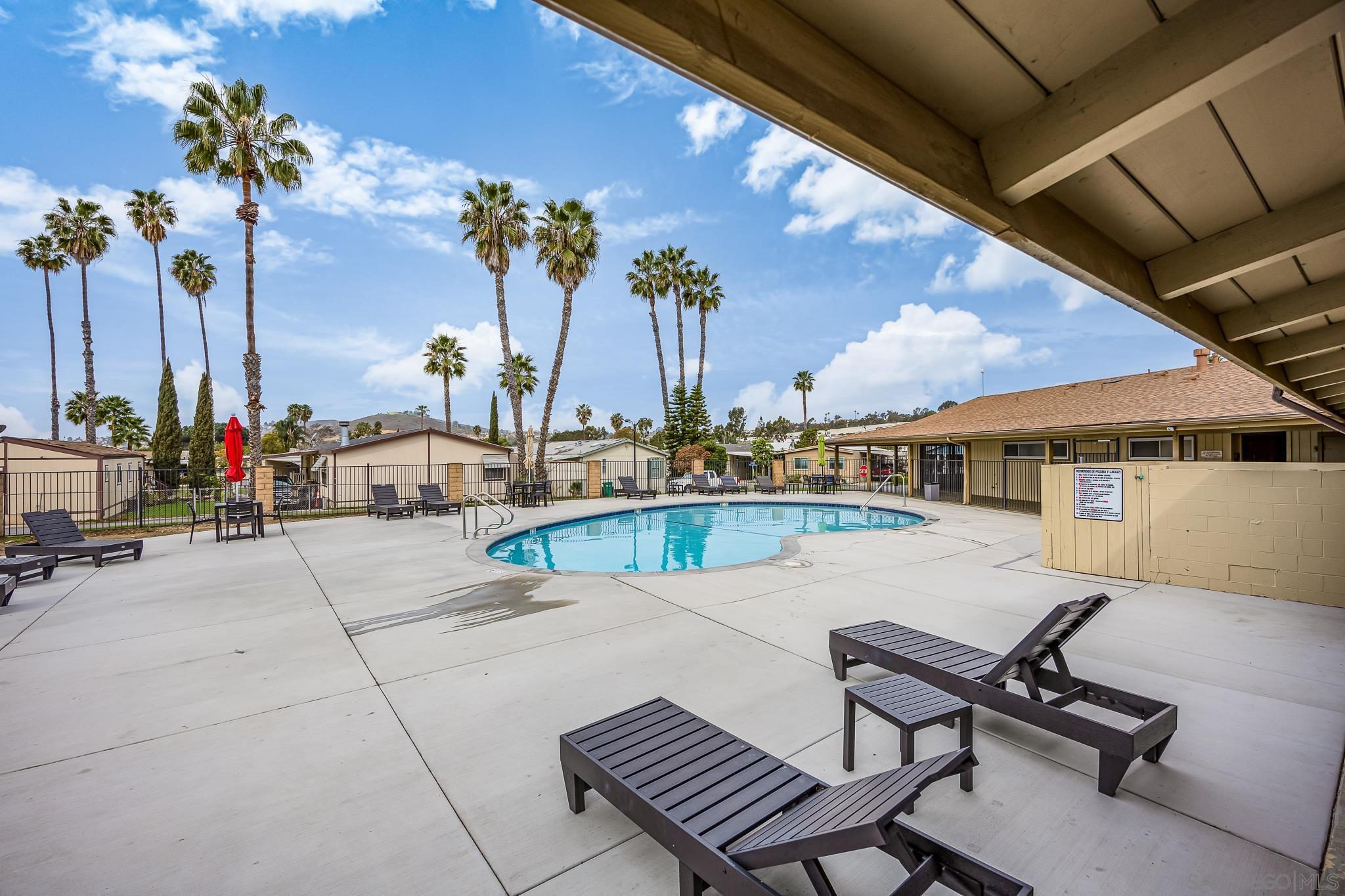 Detail Gallery Image 31 of 32 For 10767  Jamacha Blvd  Spc 44, Spring Valley,  CA 91978 - 4 Beds | 2 Baths