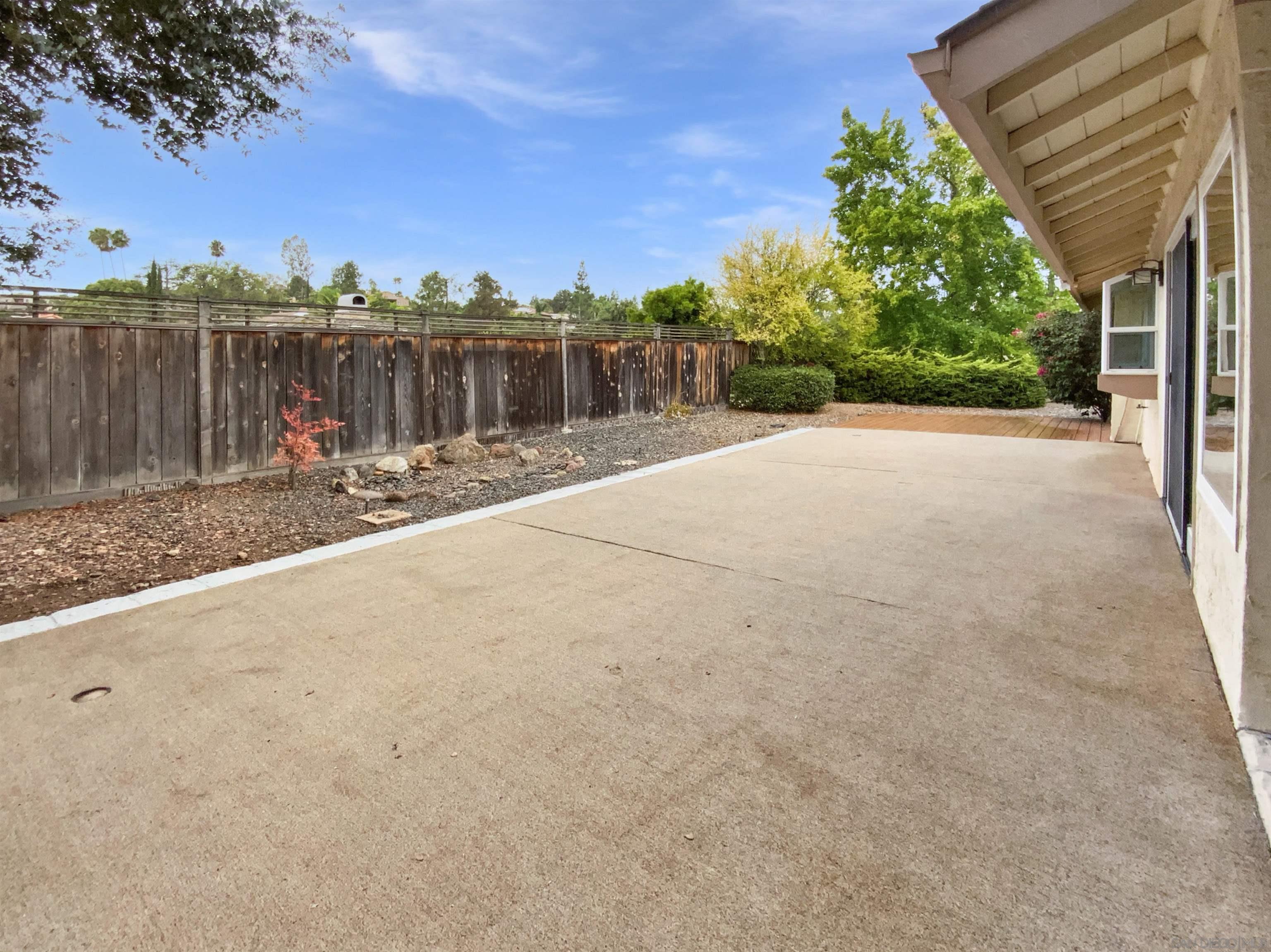Detail Gallery Image 20 of 22 For 17759  Saint Andrews Dr, Poway,  CA 92064 - 3 Beds | 2 Baths