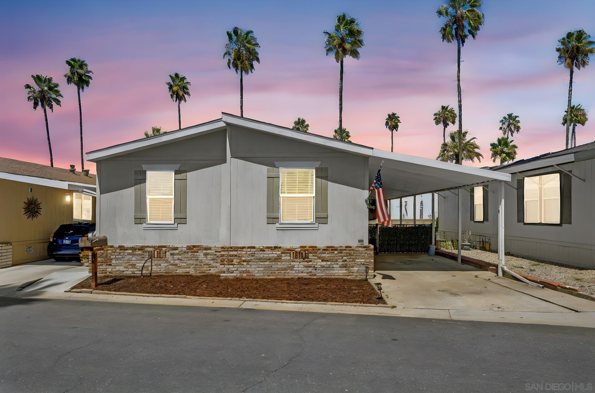 Front Image Thumbnail for SD250038046