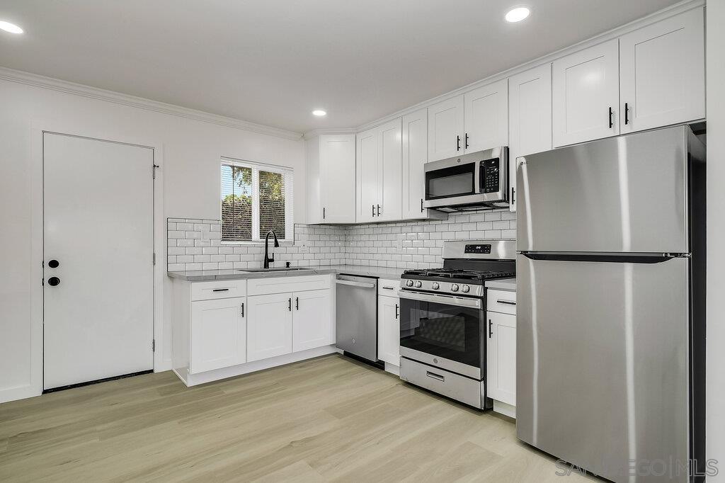 Detail Gallery Image 42 of 66 For 4123  Gamma St (-27), San Diego,  CA 92113 - – Beds | – Baths