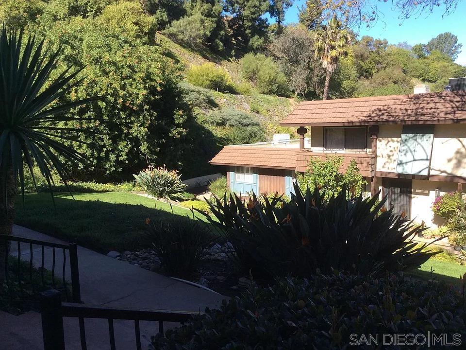 Front Image Thumbnail for SD250038049