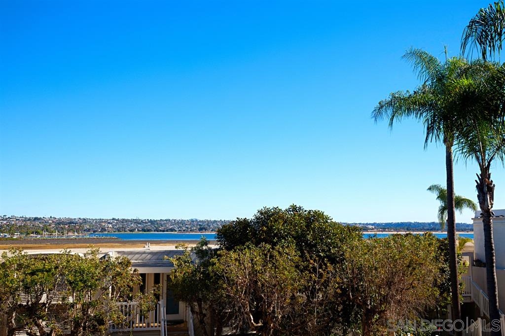 Detail Gallery Image 17 of 24 For Crown Point Dr, San Diego,  CA 92109 - 0 Beds | 1 Baths