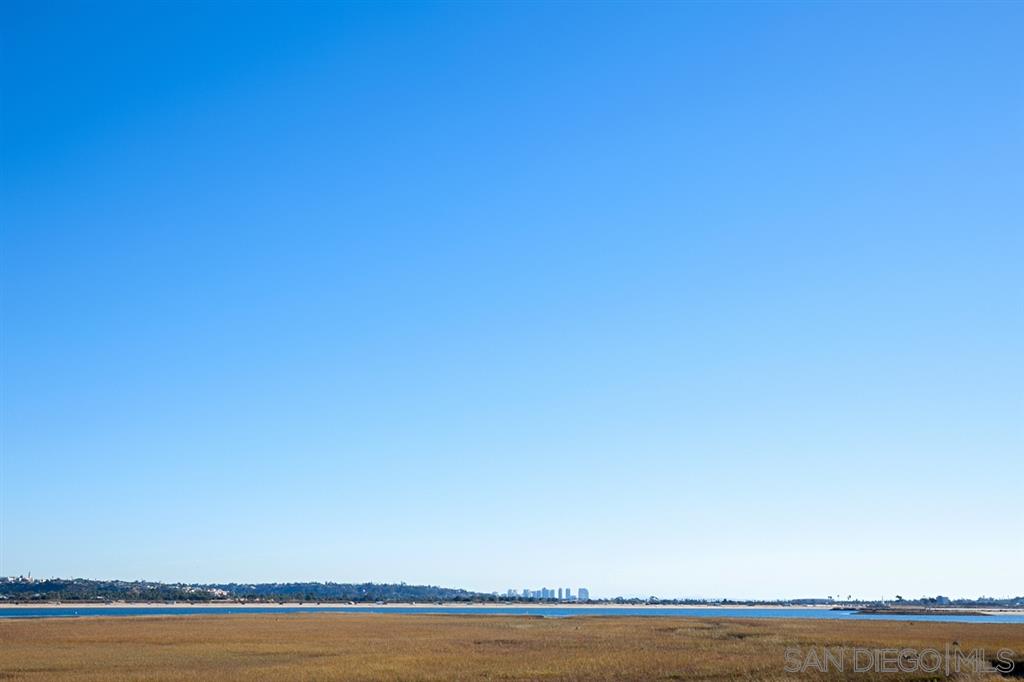 Detail Gallery Image 23 of 24 For Crown Point Dr, San Diego,  CA 92109 - 0 Beds | 1 Baths