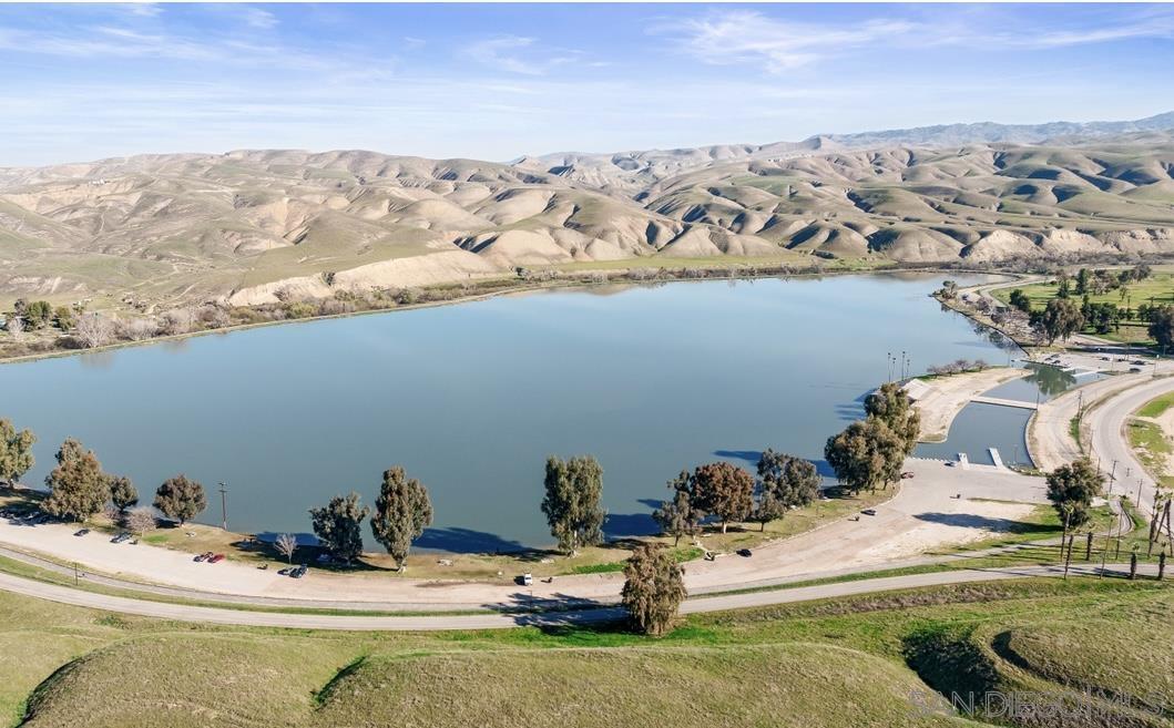 Detail Gallery Image 31 of 33 For 12139  Cattle King Dr, Bakersfield,  CA 93306 - 4 Beds | 2 Baths