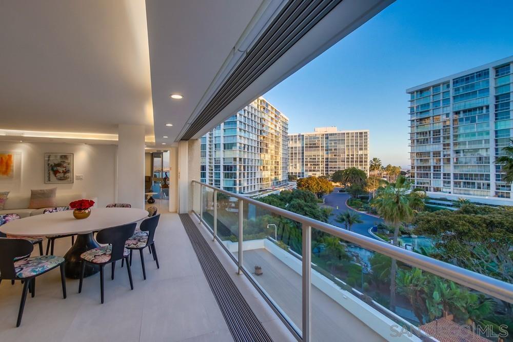 Detail Gallery Image 11 of 64 For 1750  Avenida Del Mundo  408, Coronado,  CA 92118 - 2 Beds | 2 Baths