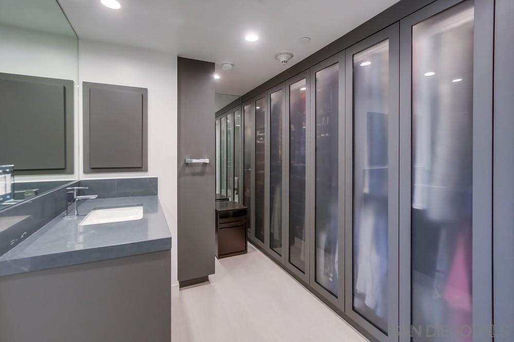 Detail Gallery Image 31 of 64 For 1750  Avenida Del Mundo  408, Coronado,  CA 92118 - 2 Beds | 2 Baths