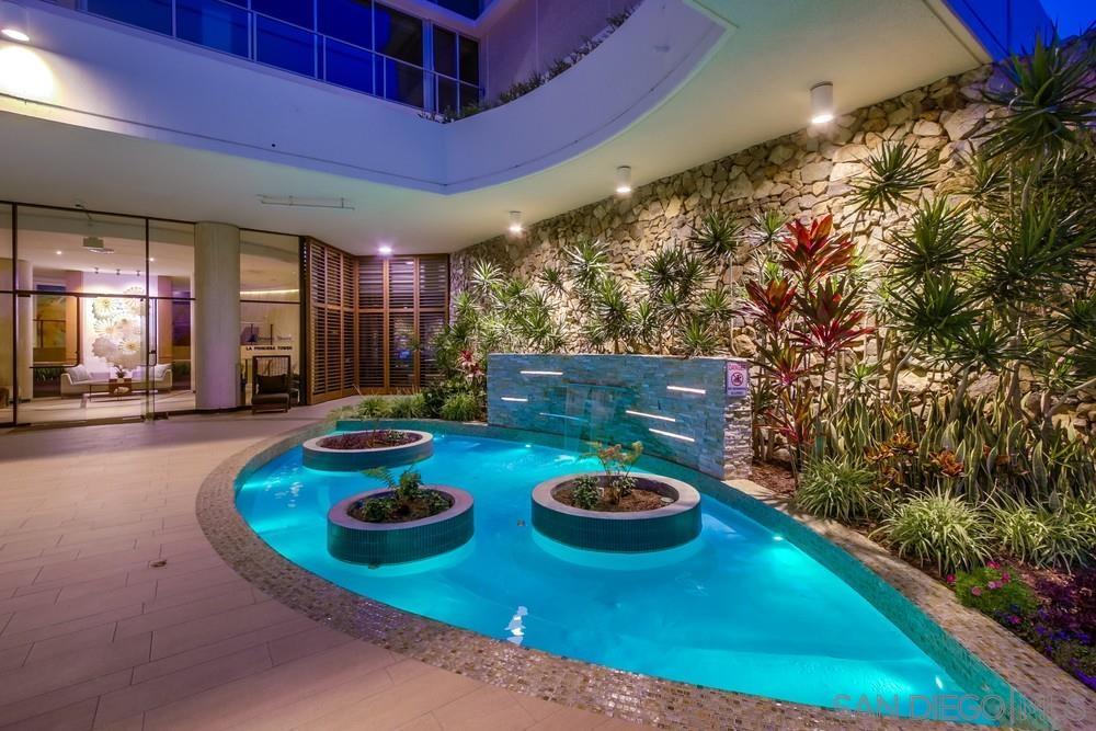 Detail Gallery Image 49 of 64 For 1750  Avenida Del Mundo  408, Coronado,  CA 92118 - 2 Beds | 2 Baths