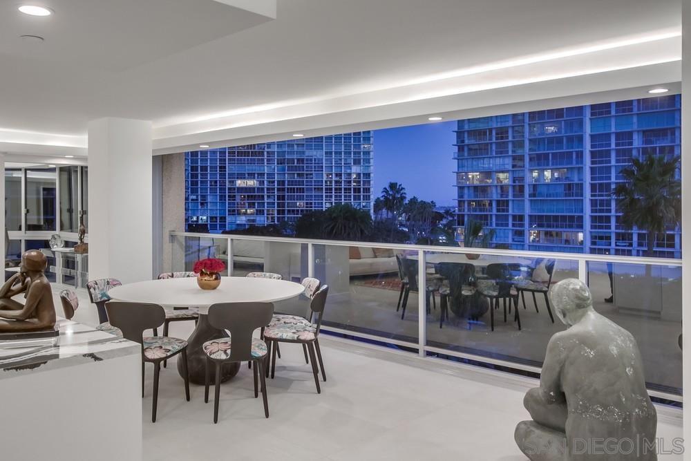 Detail Gallery Image 7 of 64 For 1750  Avenida Del Mundo  408, Coronado,  CA 92118 - 2 Beds | 2 Baths