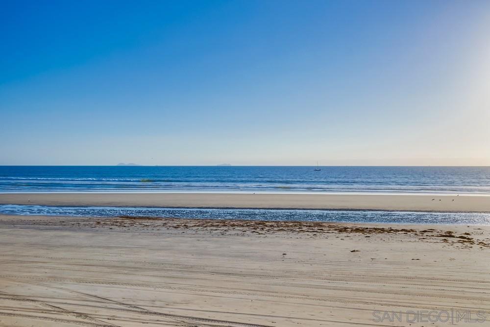 Detail Gallery Image 62 of 64 For 1750  Avenida Del Mundo  408, Coronado,  CA 92118 - 2 Beds | 2 Baths