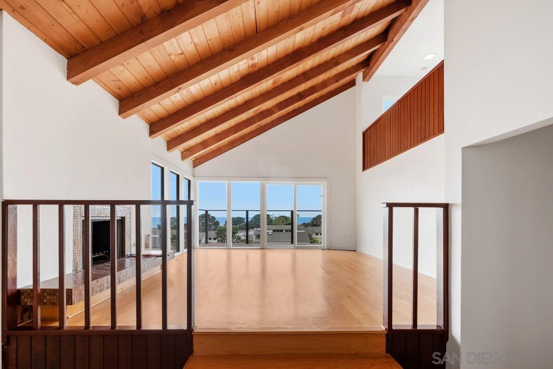 Detail Gallery Image 18 of 52 For 13045  via Esperia, Del Mar,  CA 92014 - 4 Beds | 3 Baths