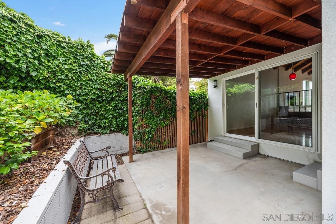 Detail Gallery Image 41 of 52 For 13045  via Esperia, Del Mar,  CA 92014 - 4 Beds | 3 Baths