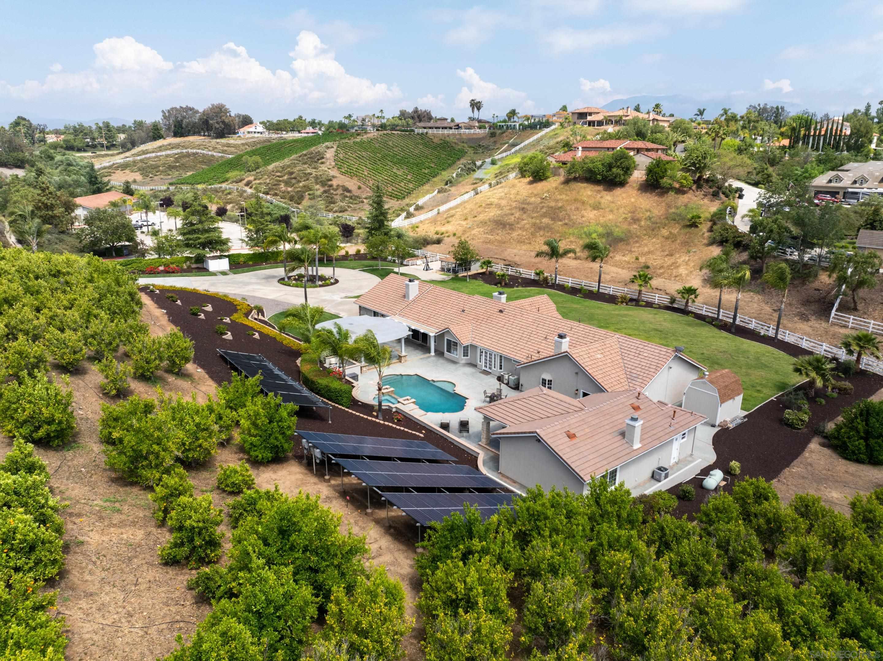 Front Image Thumbnail for SD250038130