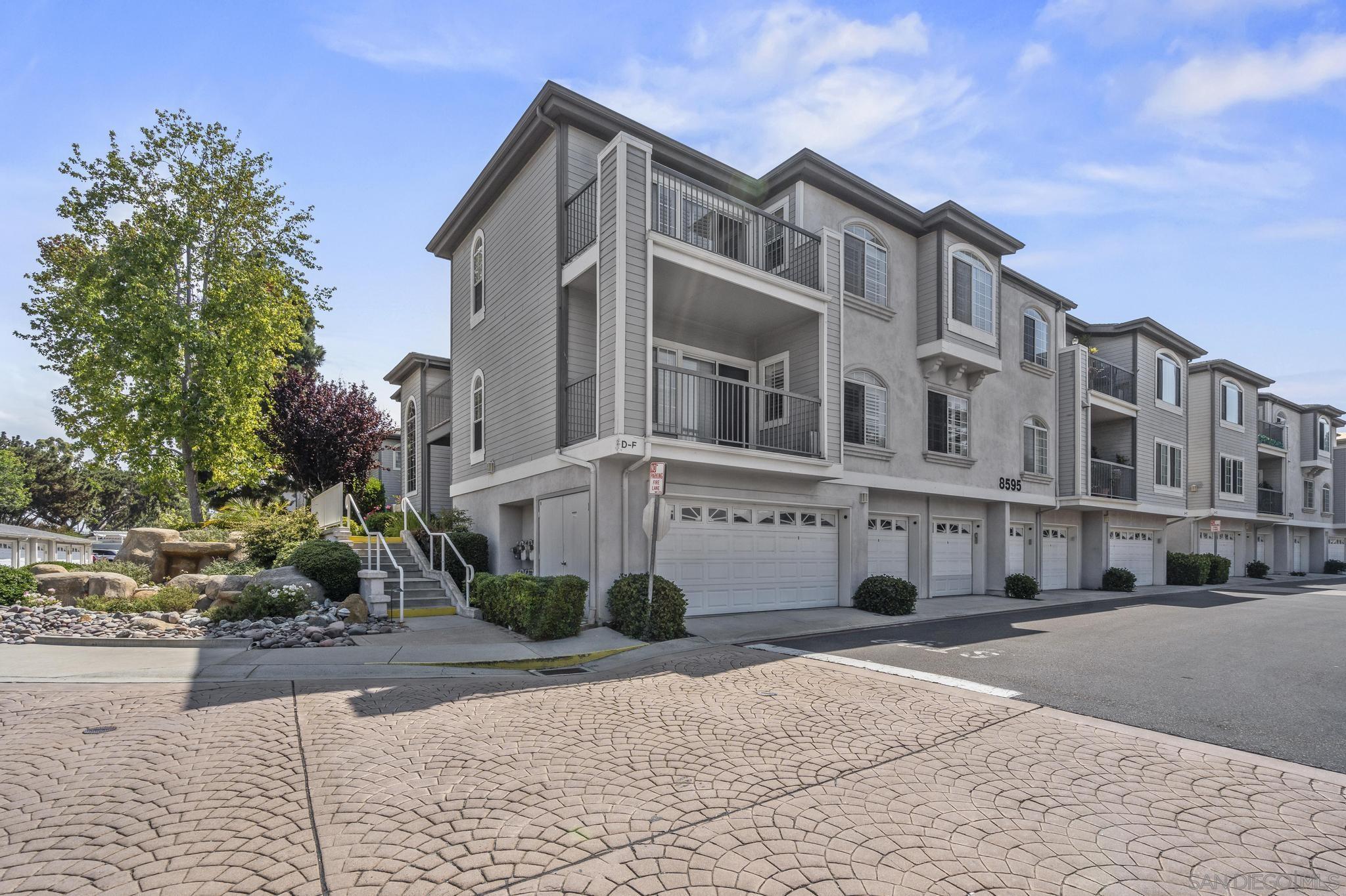 Front Image Thumbnail for SD250038156