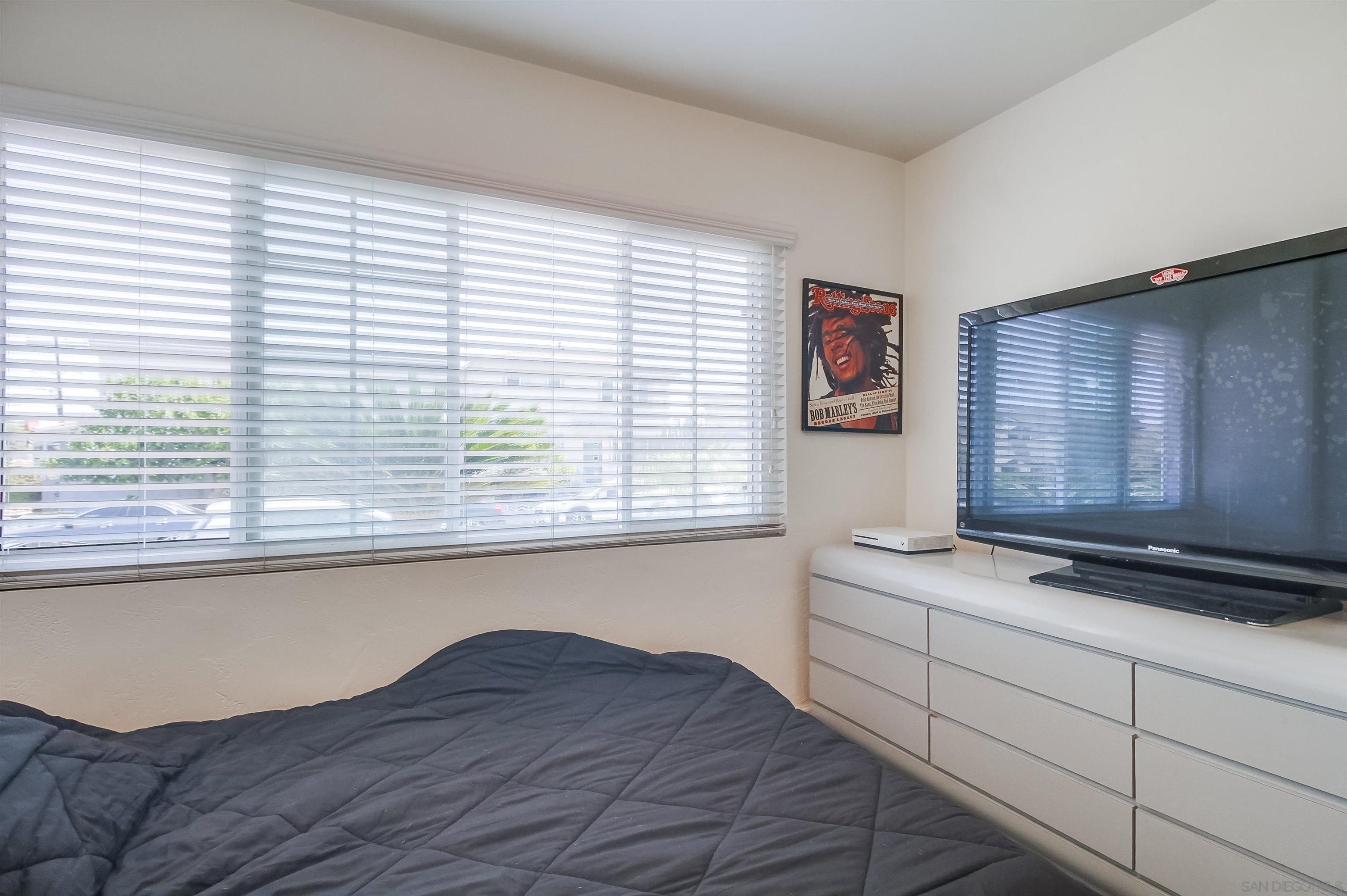 Detail Gallery Image 21 of 37 For 1840  Locust St, San Diego,  CA 92106 - 4 Beds | 2 Baths